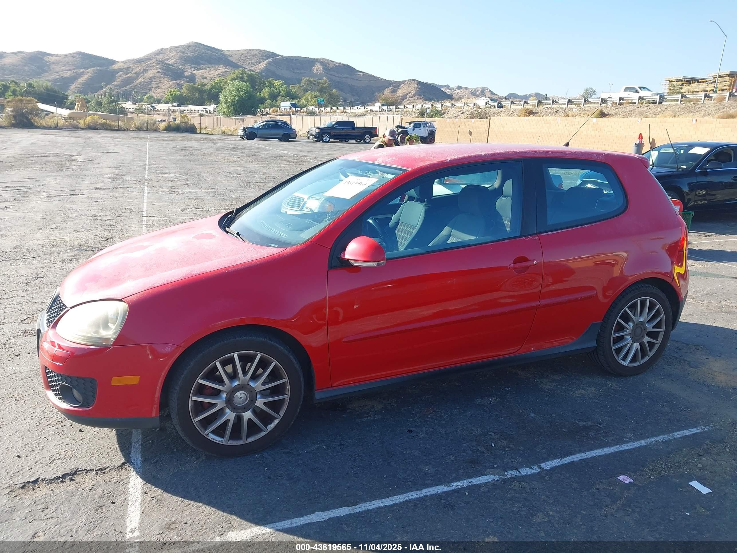 2006 Volkswagen Gti 2-door Red vin: WVWEV71K96W088553
