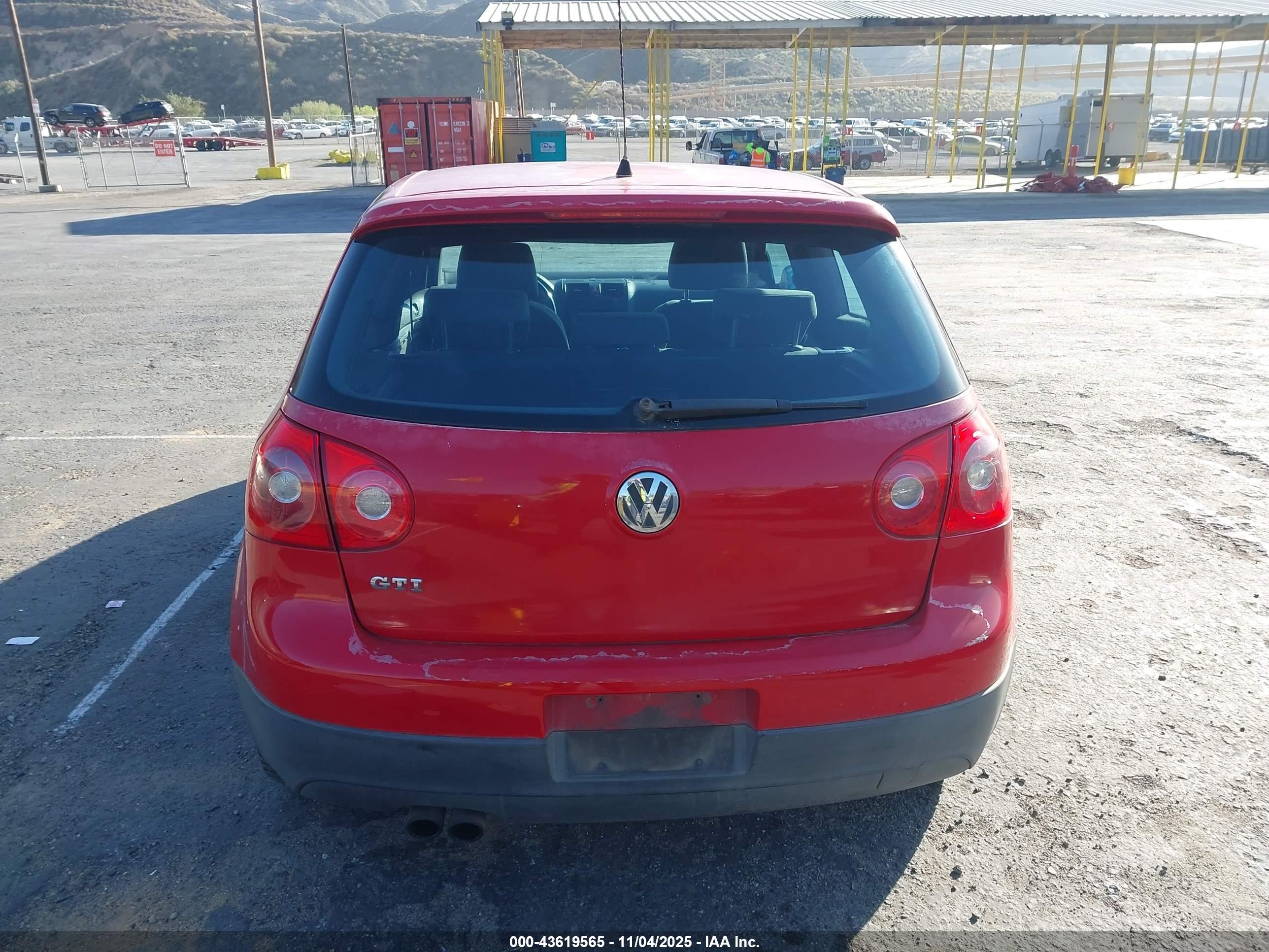 2006 Volkswagen Gti 2-door Red vin: WVWEV71K96W088553