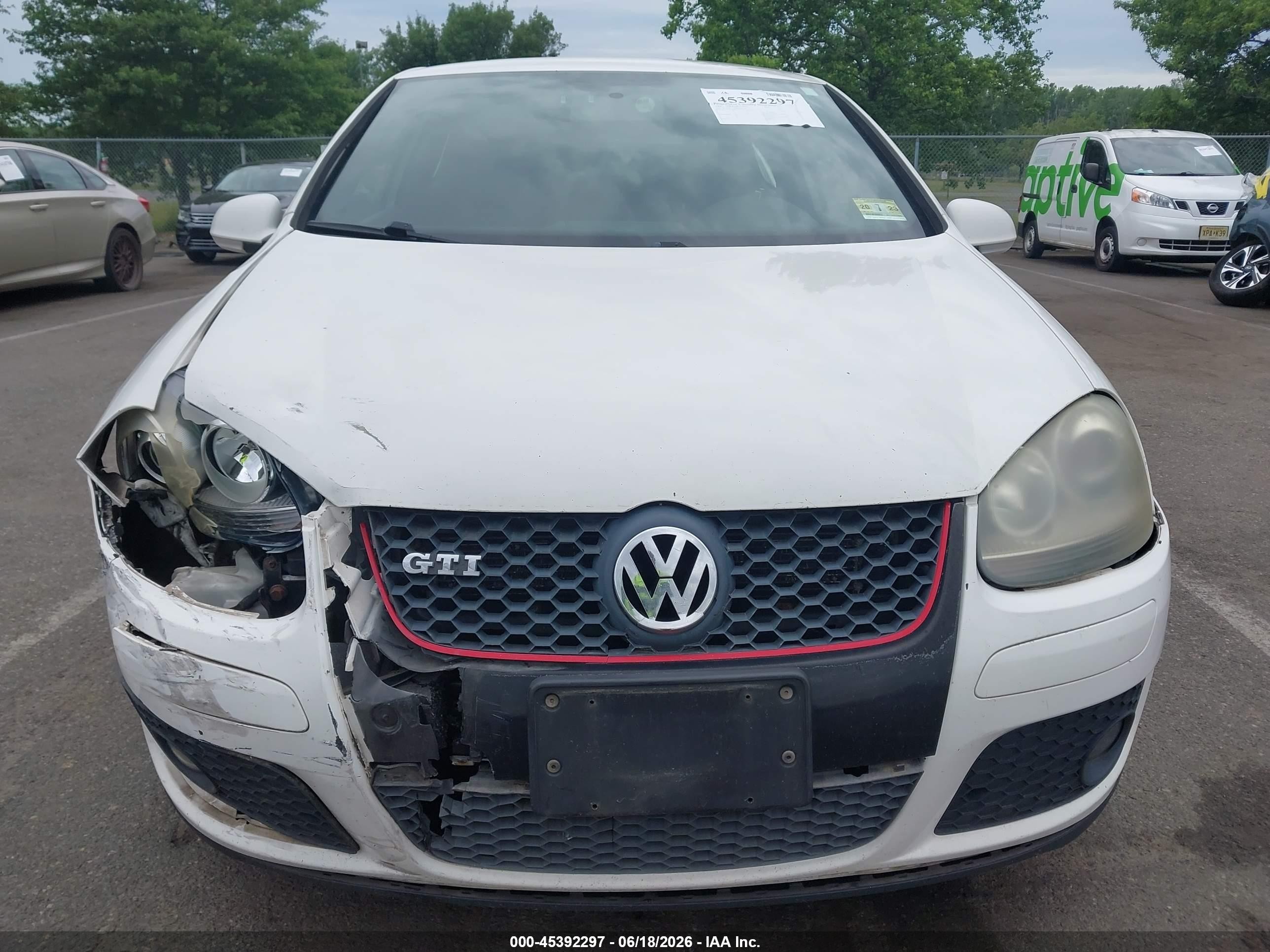 2008 Volkswagen Gti 2-door White vin: WVWEV71K98W090581