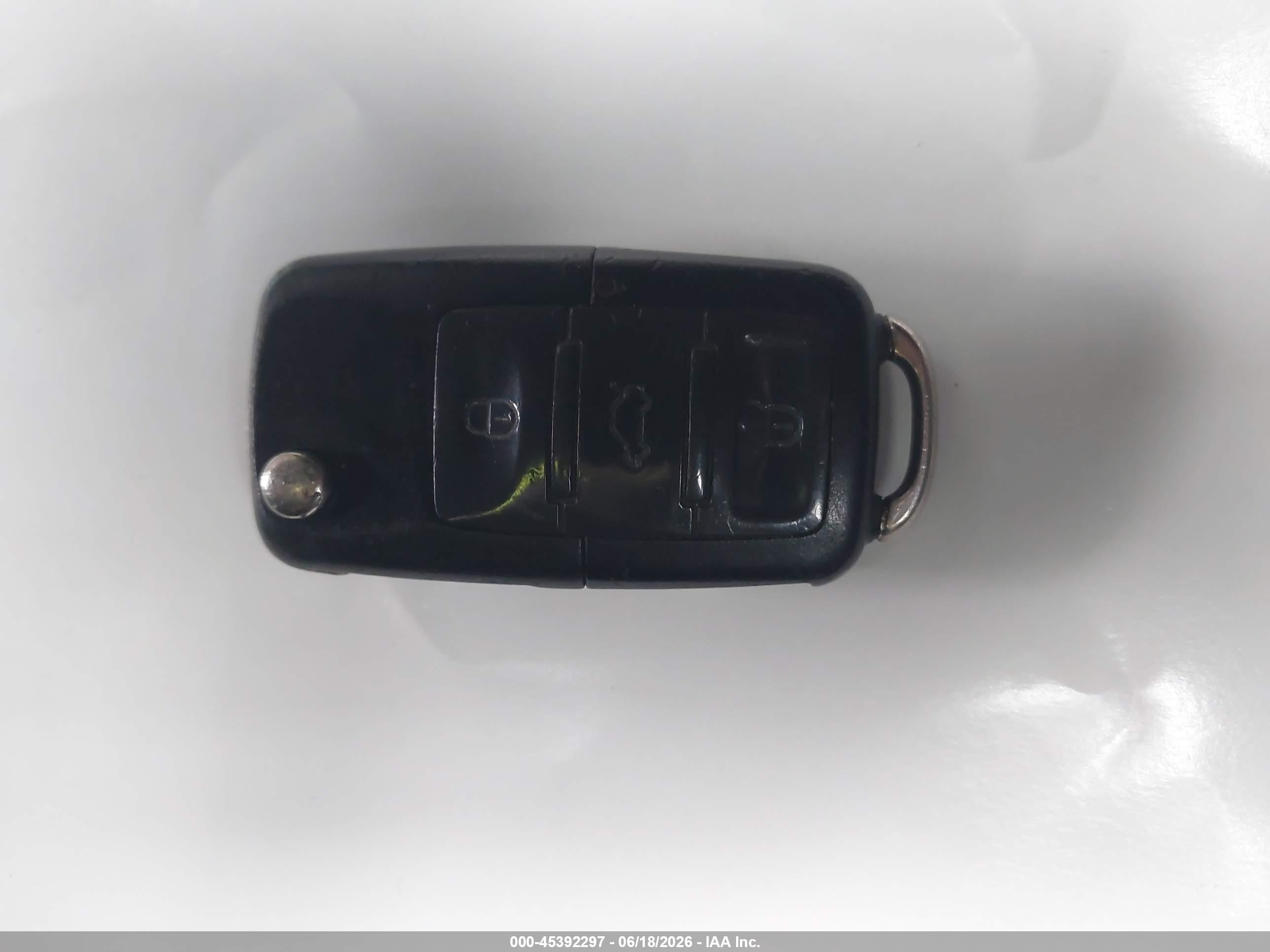 2008 Volkswagen Gti 2-door White vin: WVWEV71K98W090581