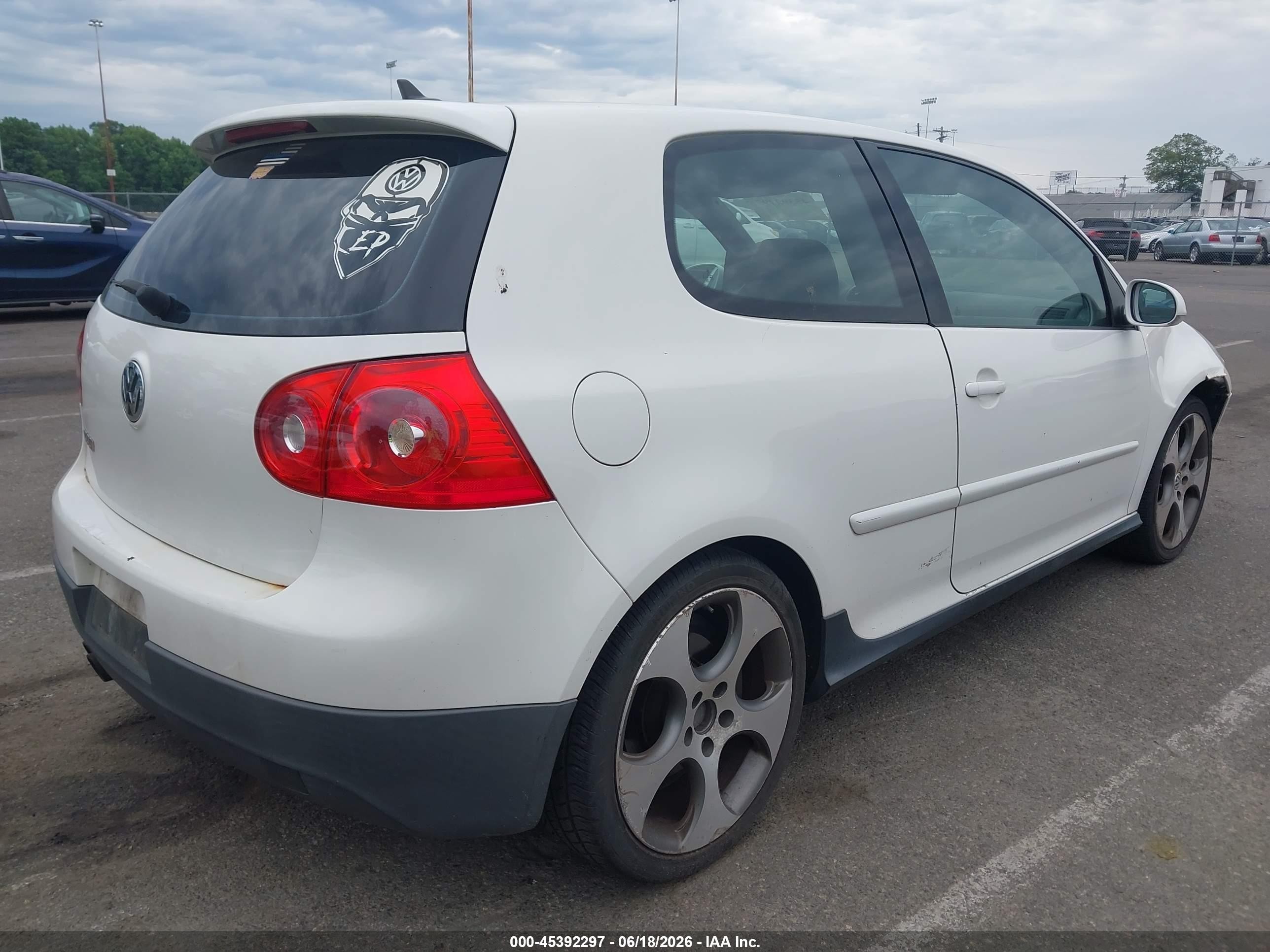 2008 Volkswagen Gti 2-door White vin: WVWEV71K98W090581