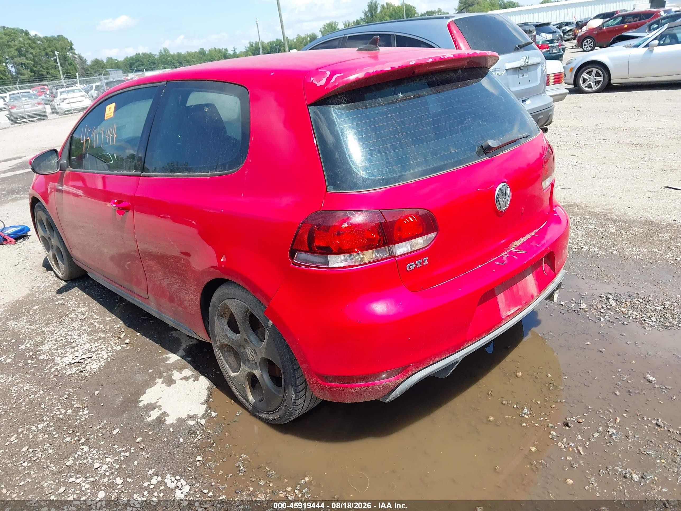 2011 Volkswagen Gti 2-door Autobahn Red vin: WVWEV7AJ0BW290778