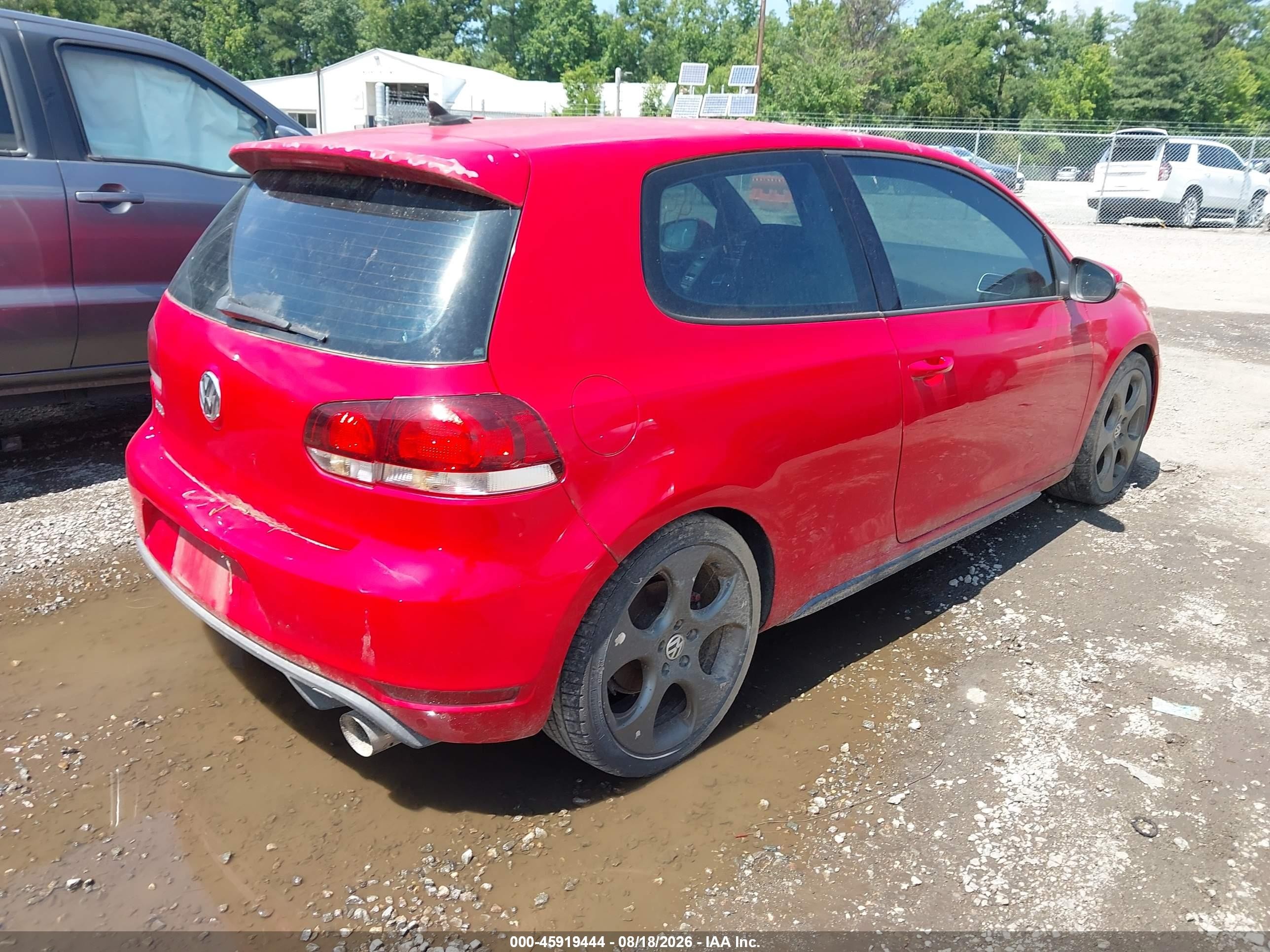 2011 Volkswagen Gti 2-door Autobahn Red vin: WVWEV7AJ0BW290778