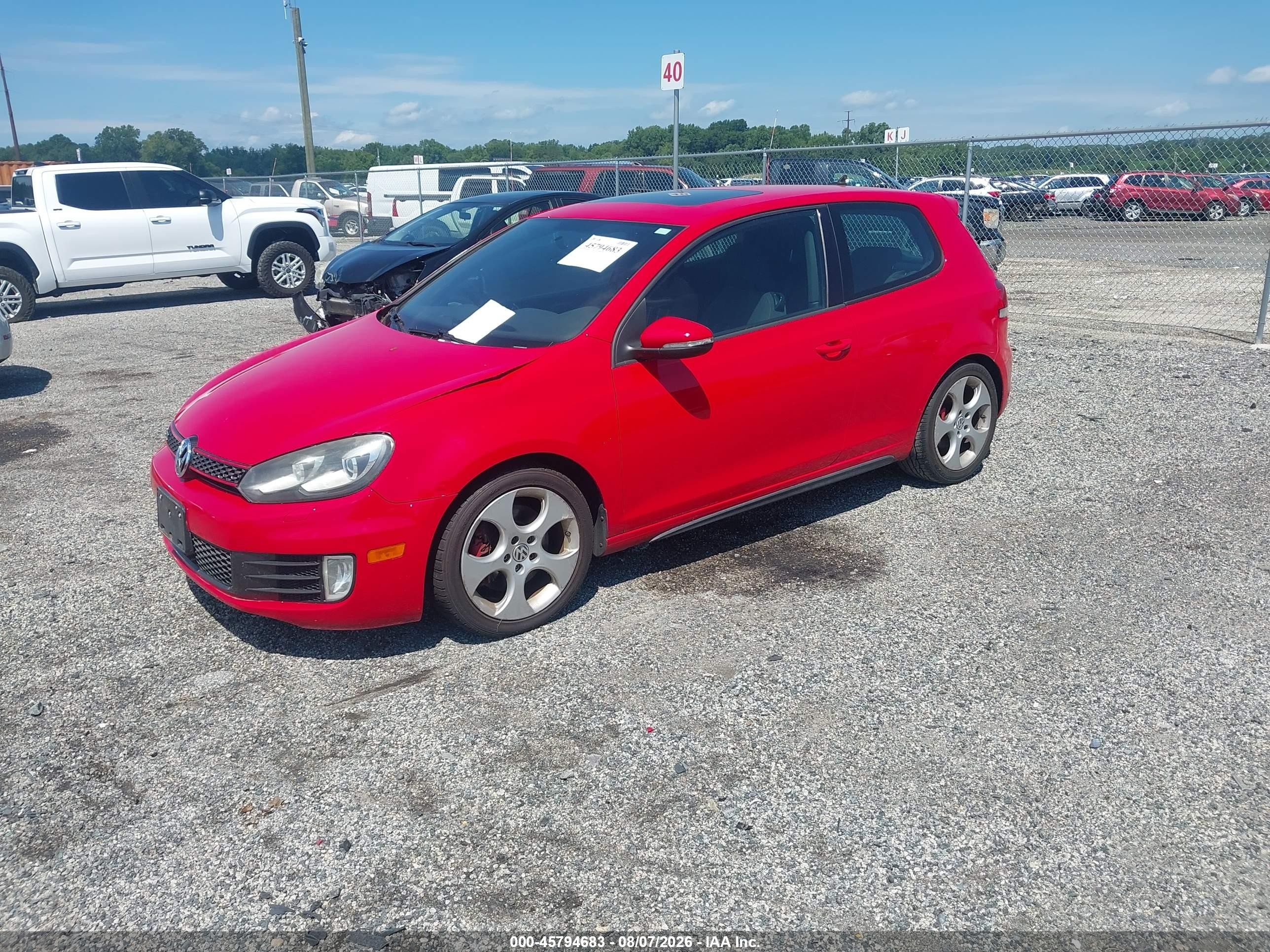 2010 Volkswagen Gti 2-door Красный vin: WVWEV7AJ5AW351556
