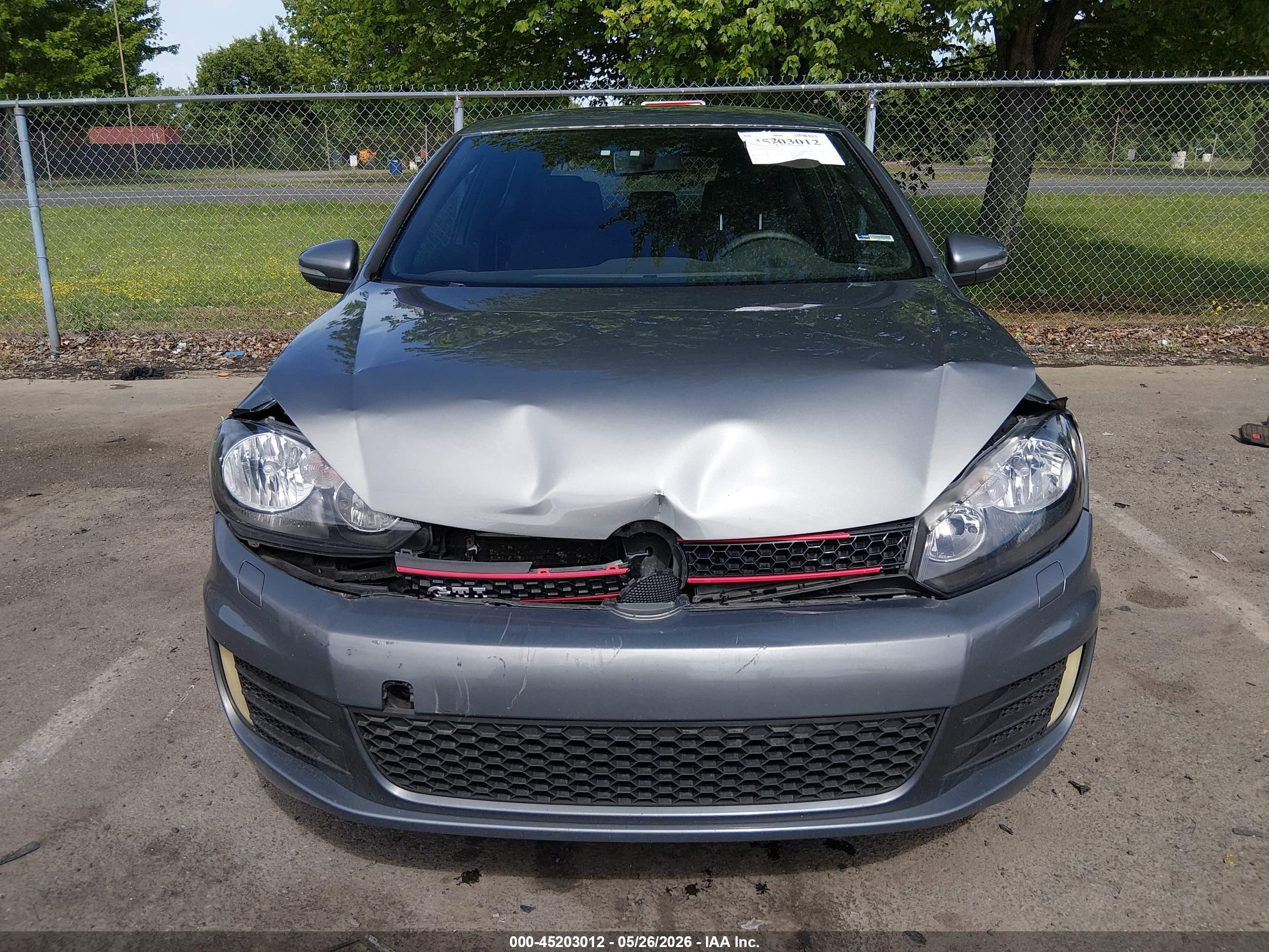 2011 Volkswagen Gti 2-door Gray vin: WVWEV7AJ6BW226907