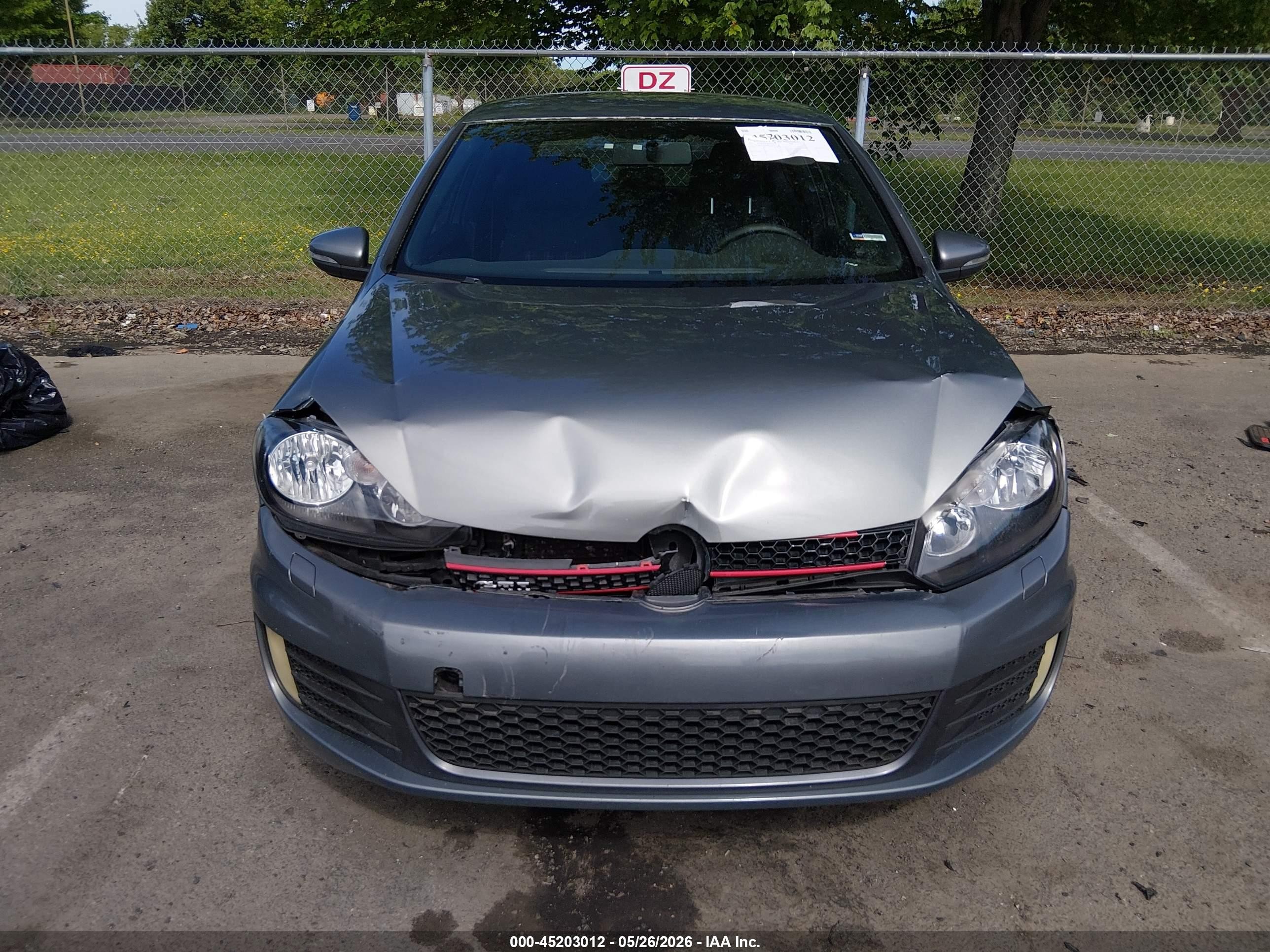 2011 Volkswagen Gti 2-door Gray vin: WVWEV7AJ6BW226907