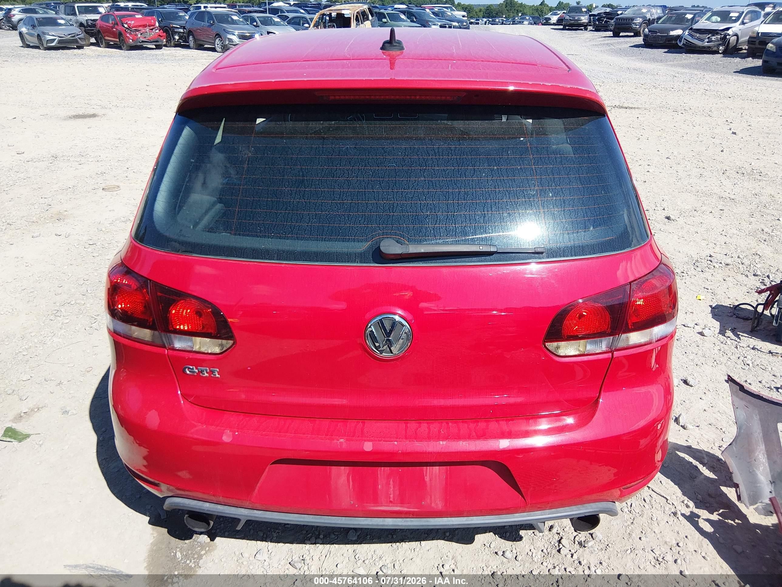 2011 Volkswagen Gti 2-door Red vin: WVWEV7AJ6BW236305