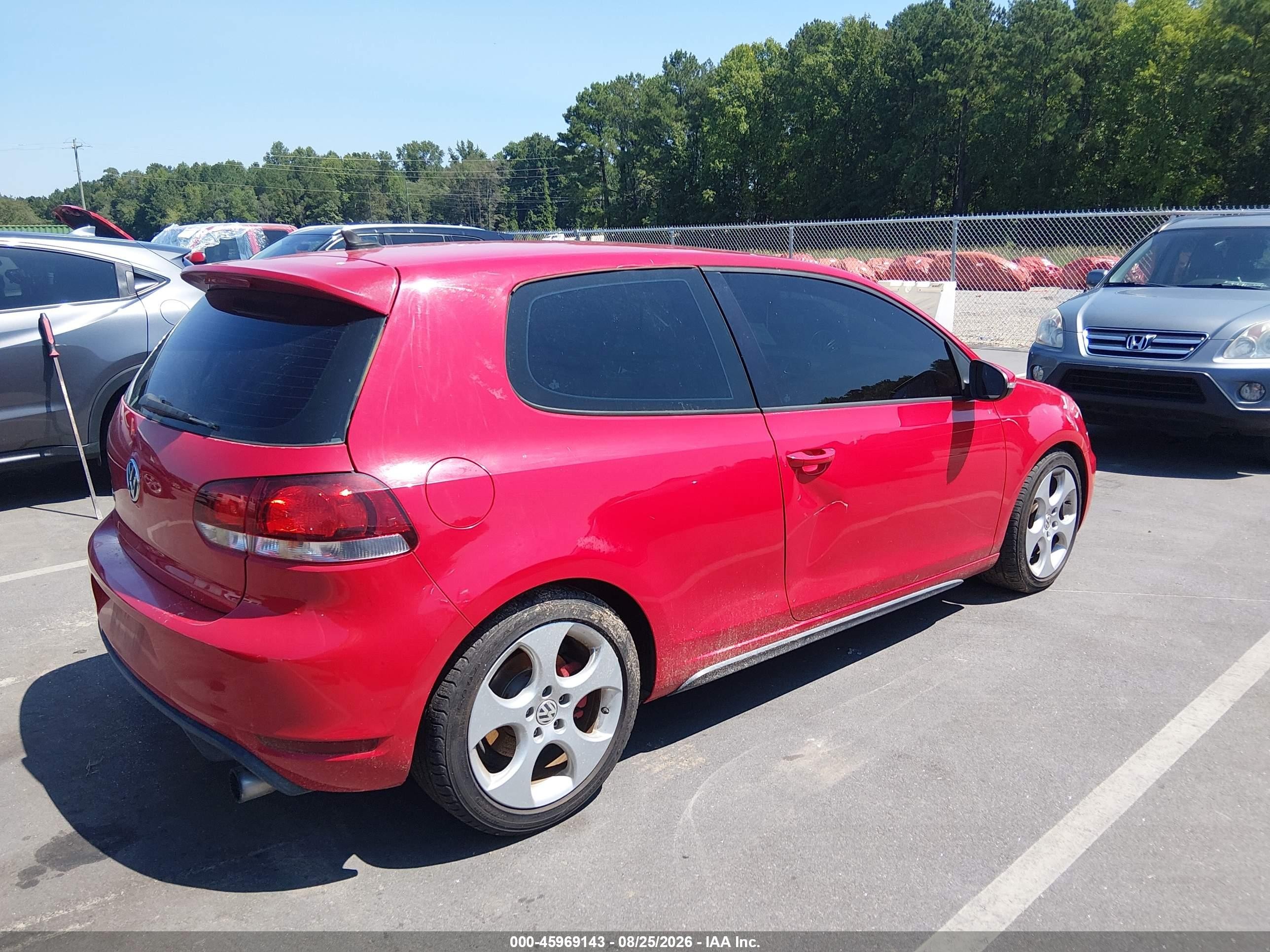 2010 Volkswagen Gti 2-door Red vin: WVWEV7AJ7AW182611