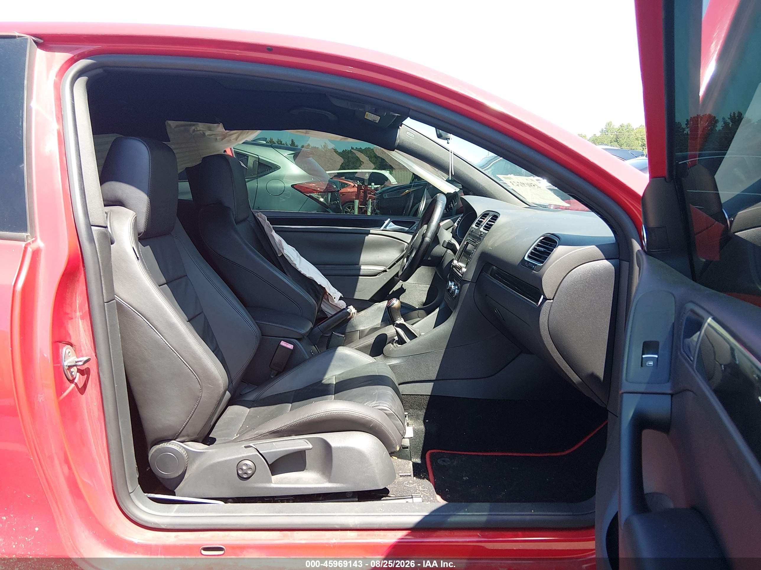 2010 Volkswagen Gti 2-door Red vin: WVWEV7AJ7AW182611