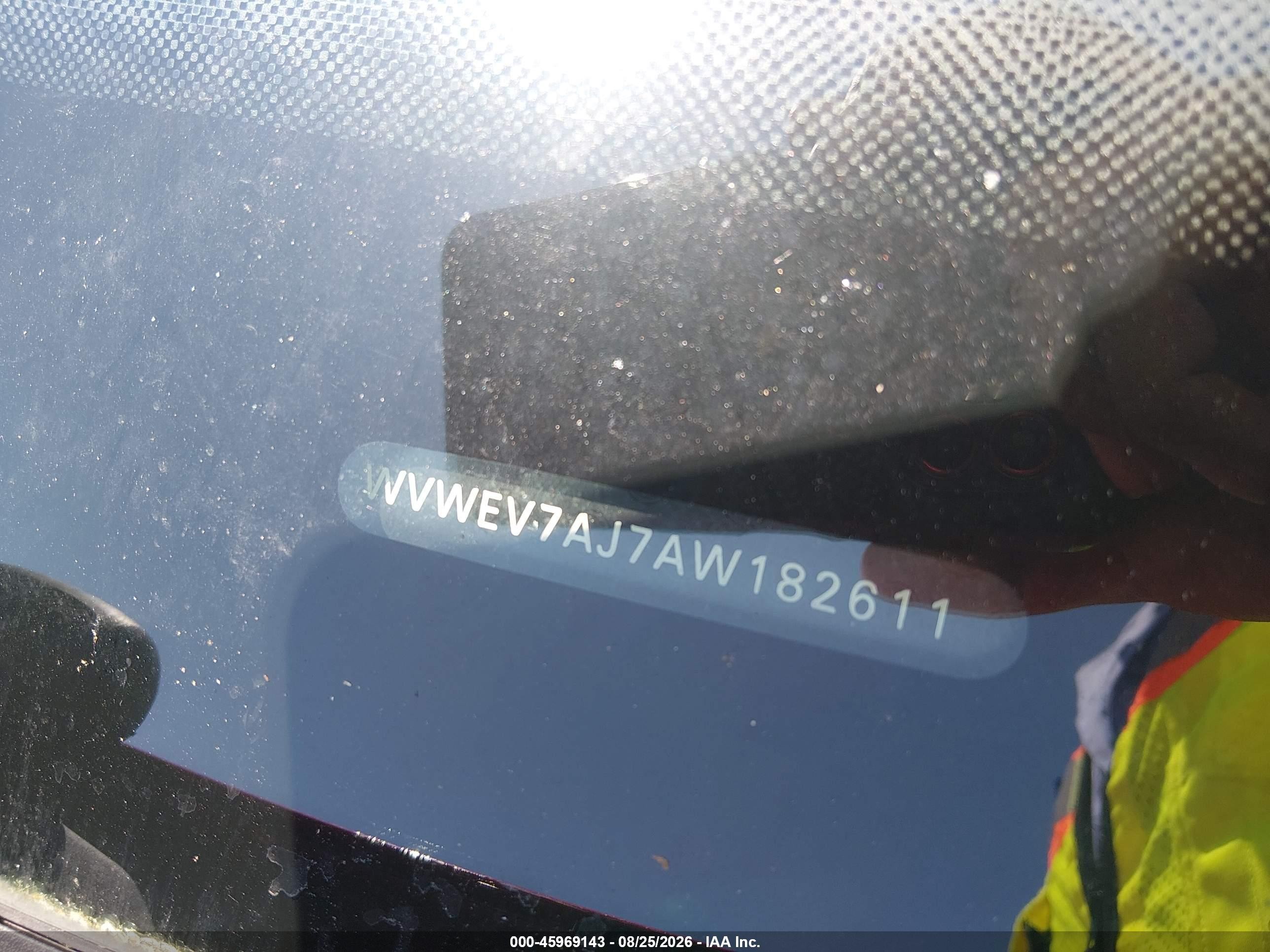 2010 Volkswagen Gti 2-door Red vin: WVWEV7AJ7AW182611