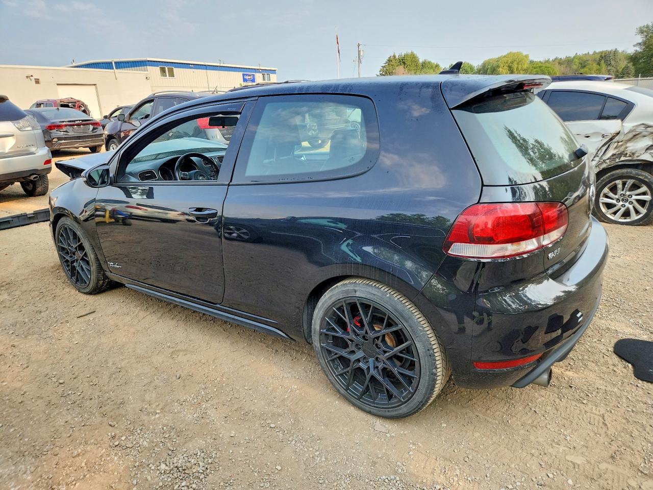 2011 Volkswagen Gti Black vin: WVWEV7AJ7BW135760