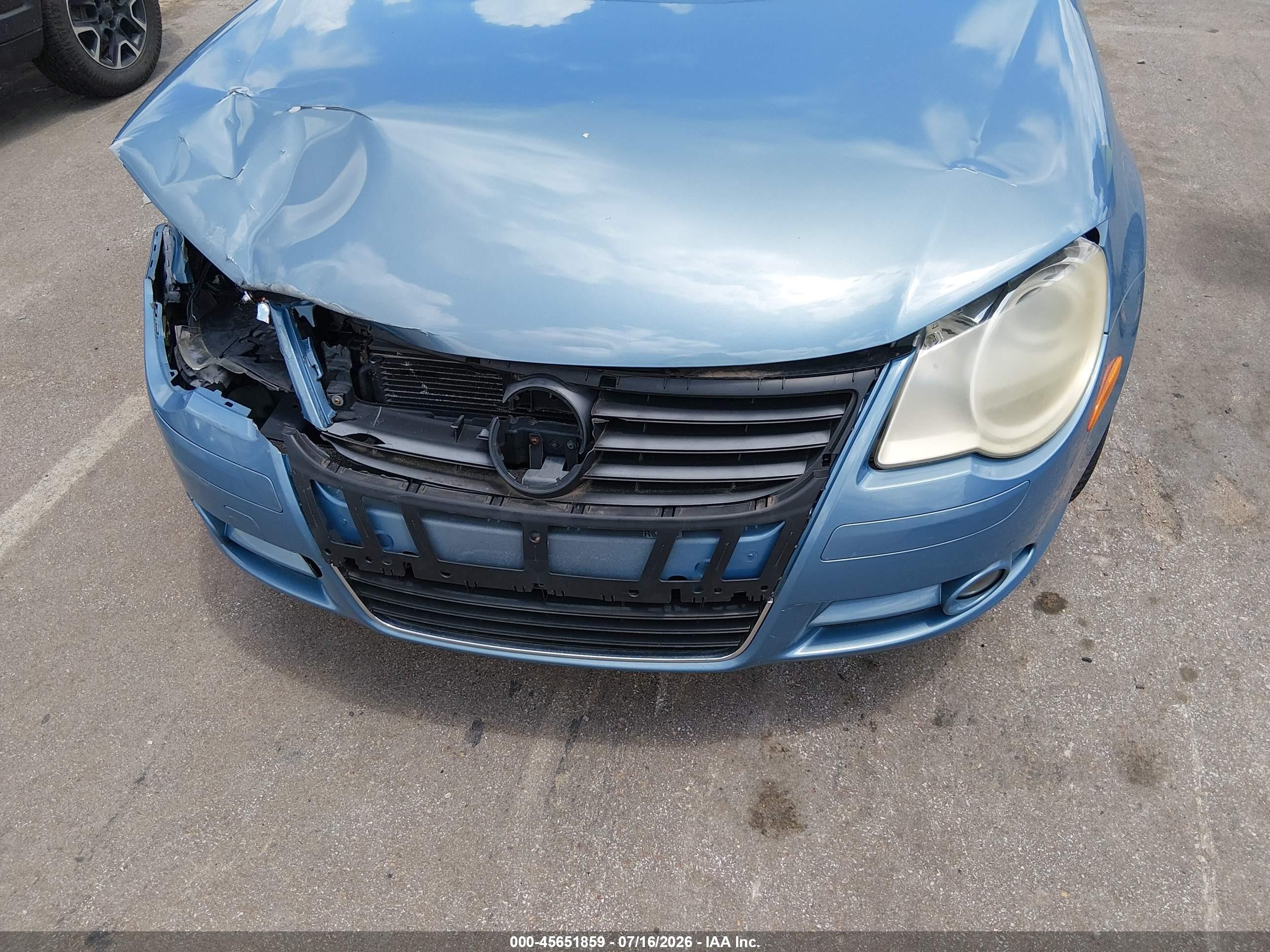 2007 Volkswagen Eos 2.0t Blue vin: WVWFA71F07V039641