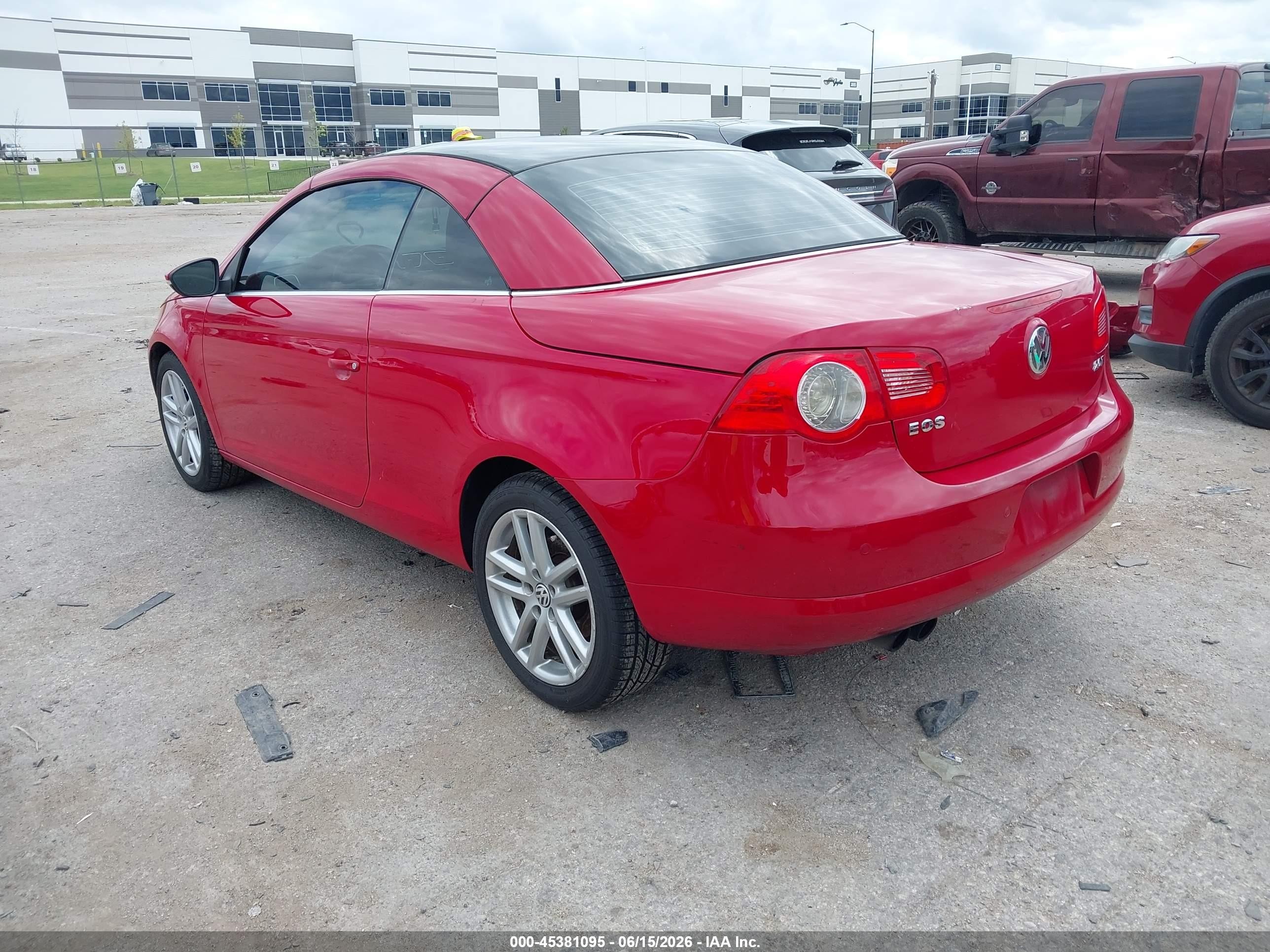 2009 Volkswagen Eos Lux Red vin: WVWFA71F09V015780