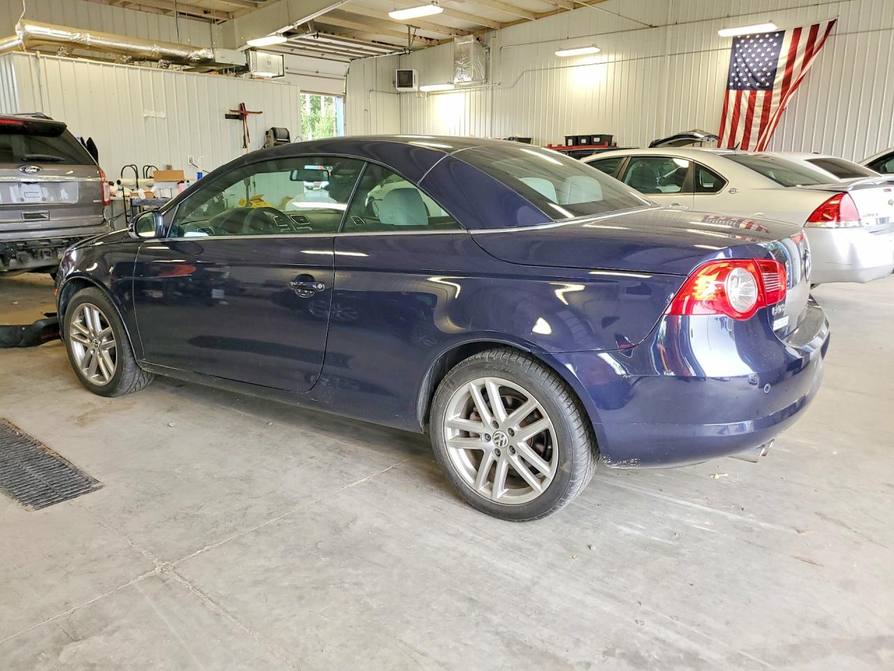 2008 Volkswagen Eos Lux Black vin: WVWFA71F18V009811