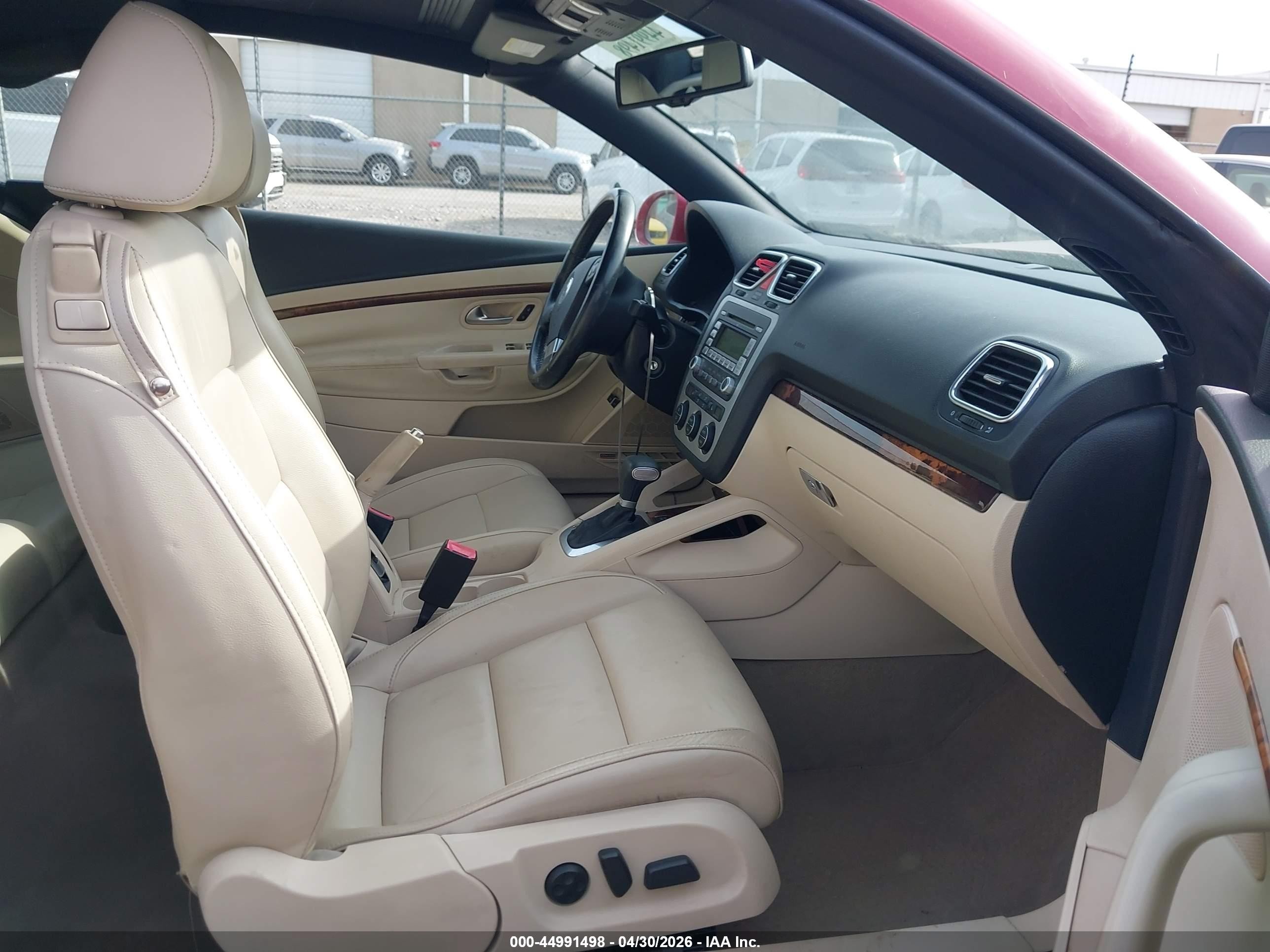 2007 Volkswagen Eos 2.0t Red vin: WVWFA71F27V045764