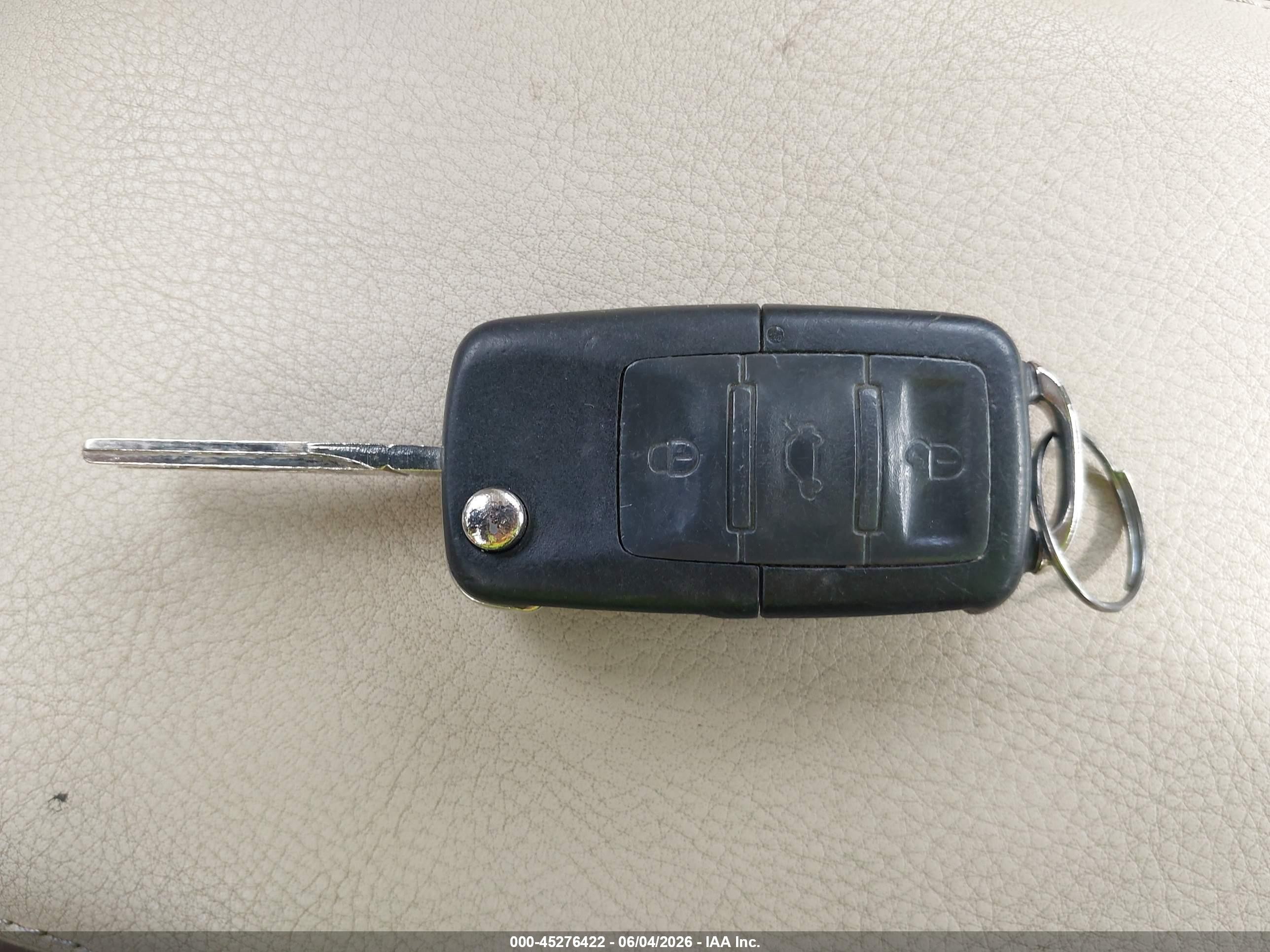 2007 Volkswagen Eos 2.0t Blue vin: WVWFA71F37V005774