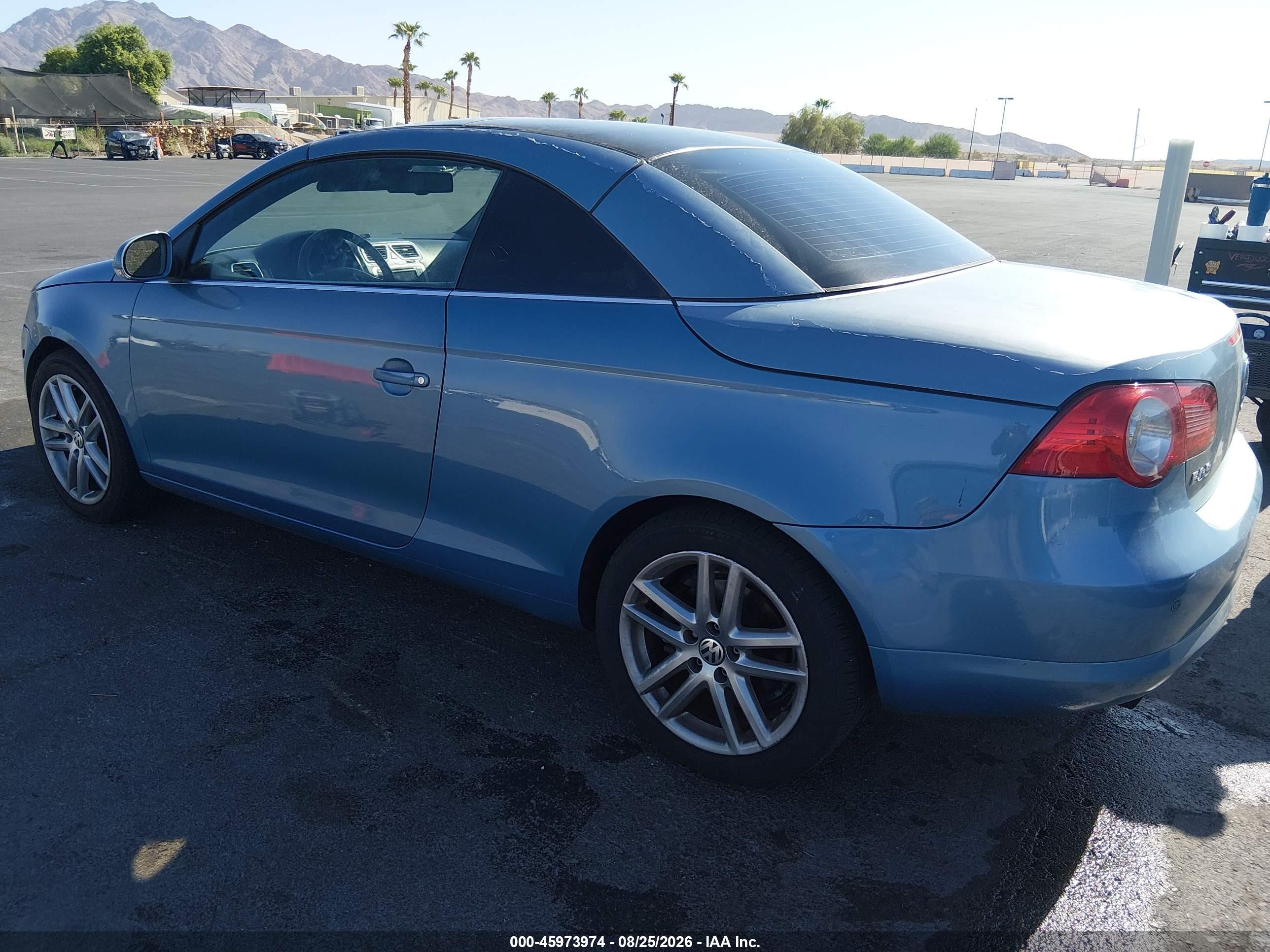 2008 Volkswagen Eos Lux Blue vin: WVWFA71F48V038056