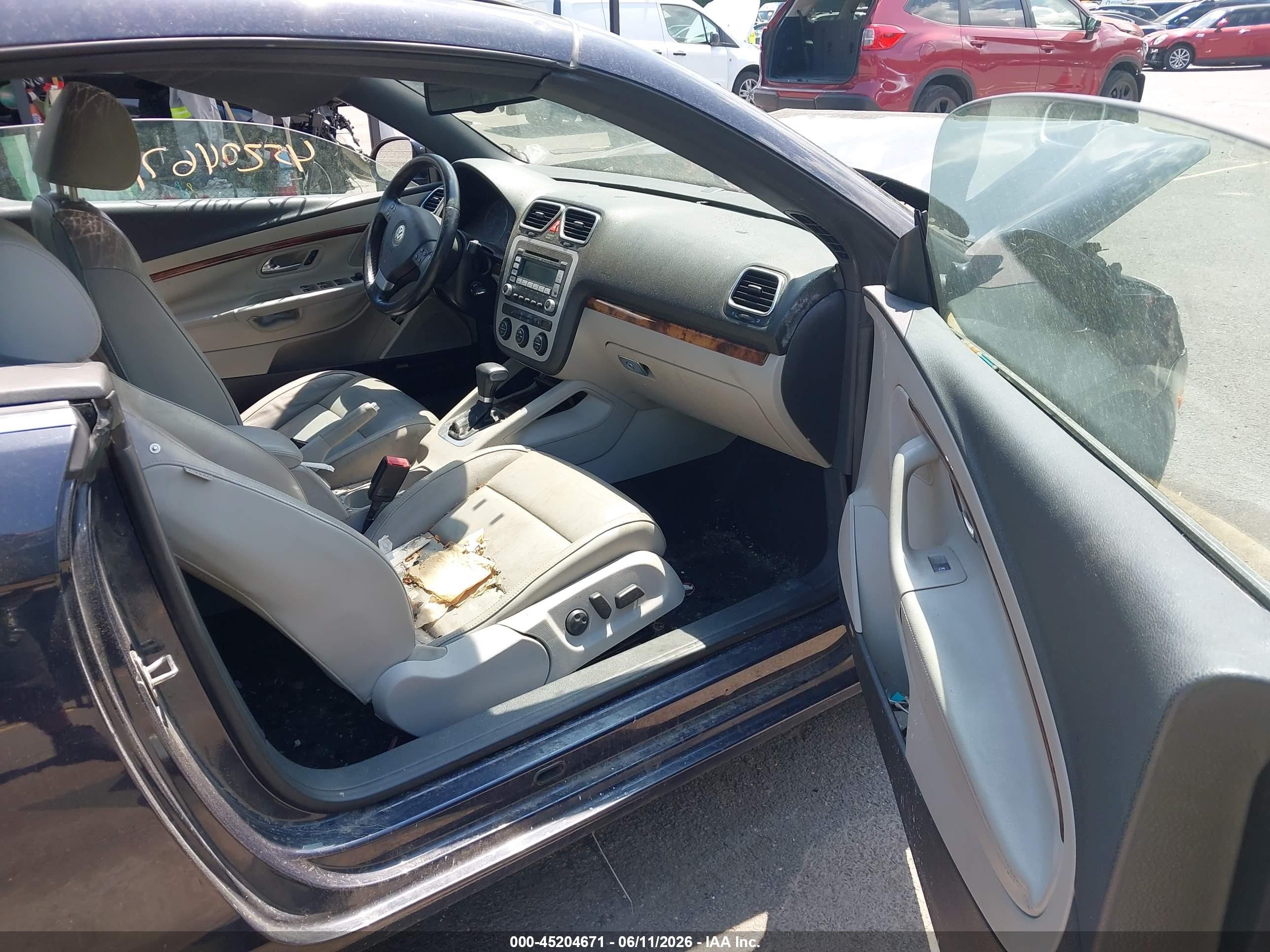 2007 Volkswagen Eos 2.0t Dark Blue vin: WVWFA71F57V026528