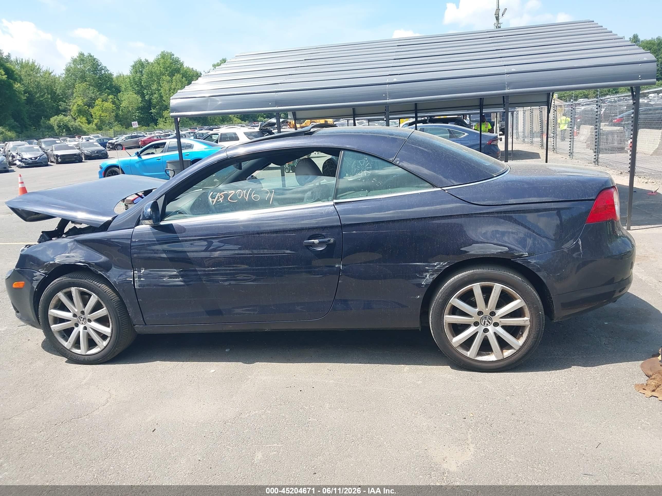2007 Volkswagen Eos 2.0t Dark Blue vin: WVWFA71F57V026528
