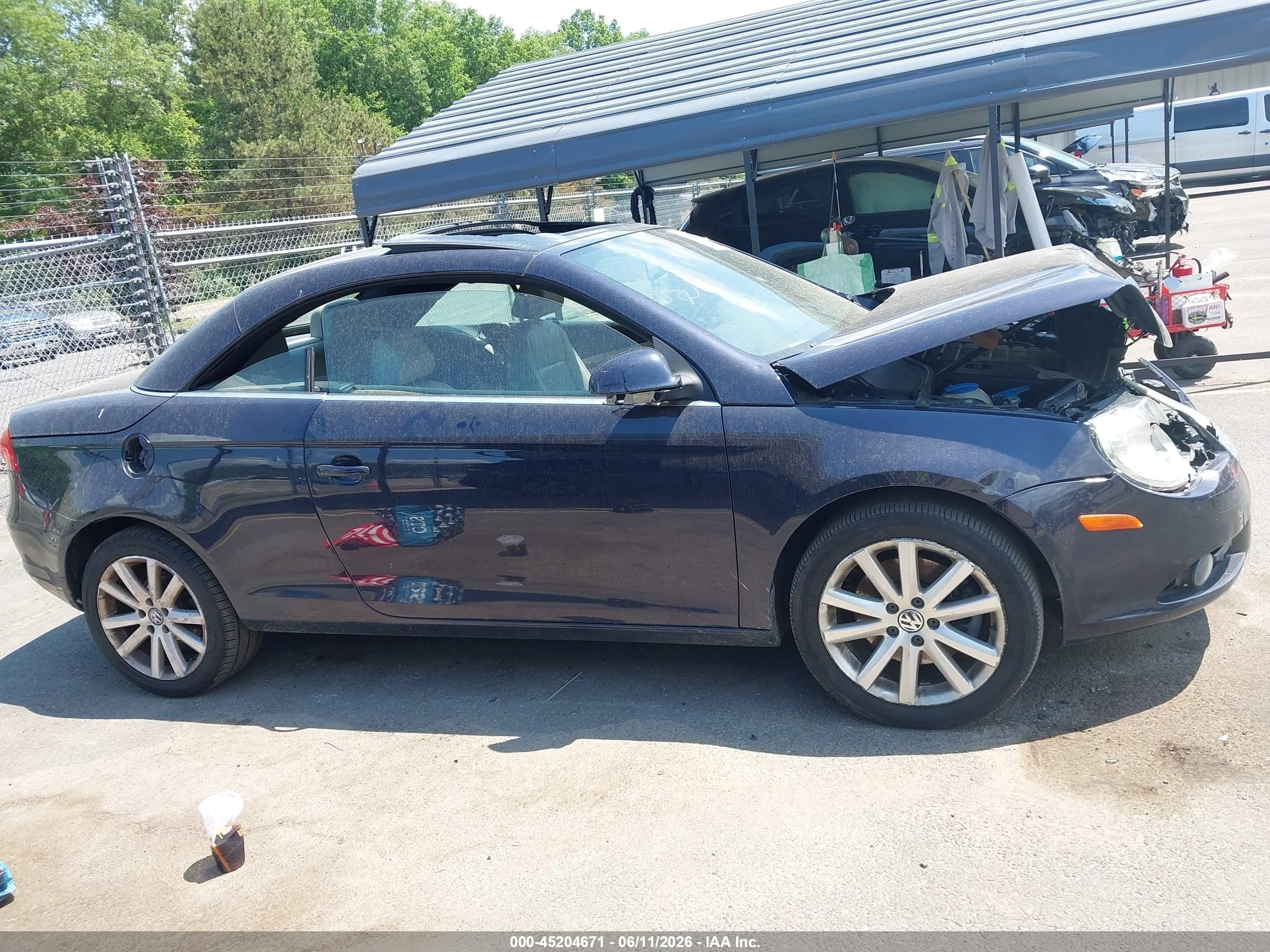 2007 Volkswagen Eos 2.0t Dark Blue vin: WVWFA71F57V026528