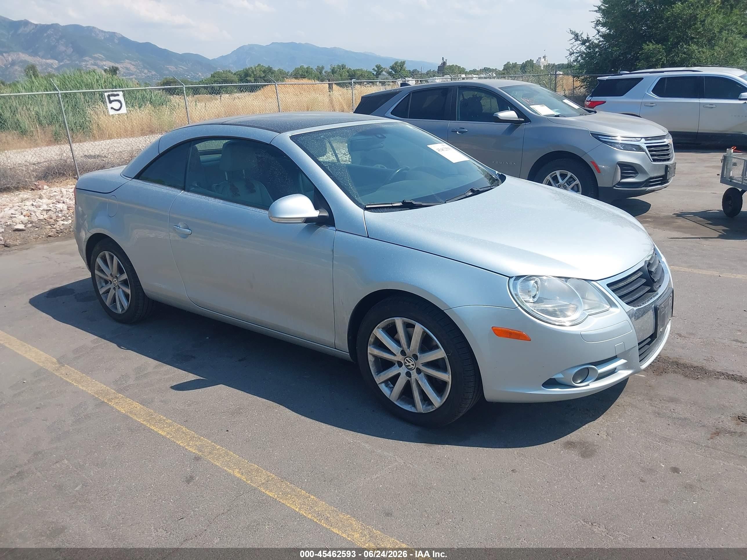 2007 Volkswagen Eos 2.0t Silver vin: WVWFA71F67V010337