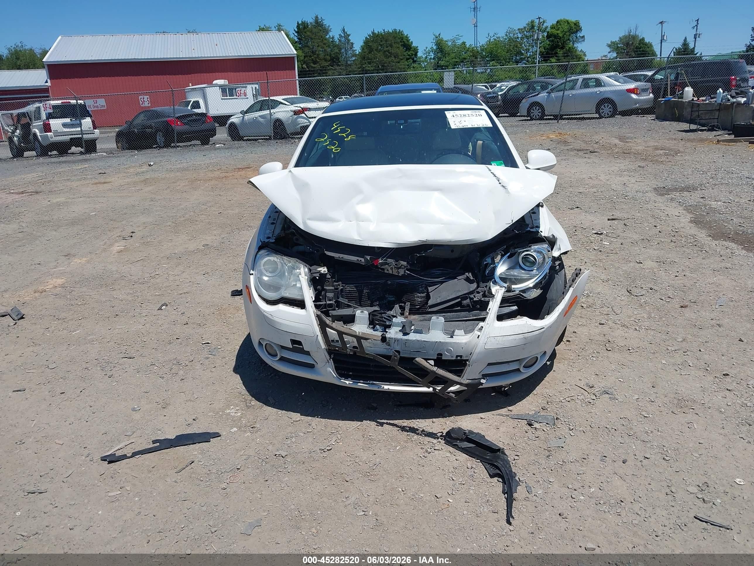 2007 Volkswagen Eos 2.0t White vin: WVWFA71F77V051950