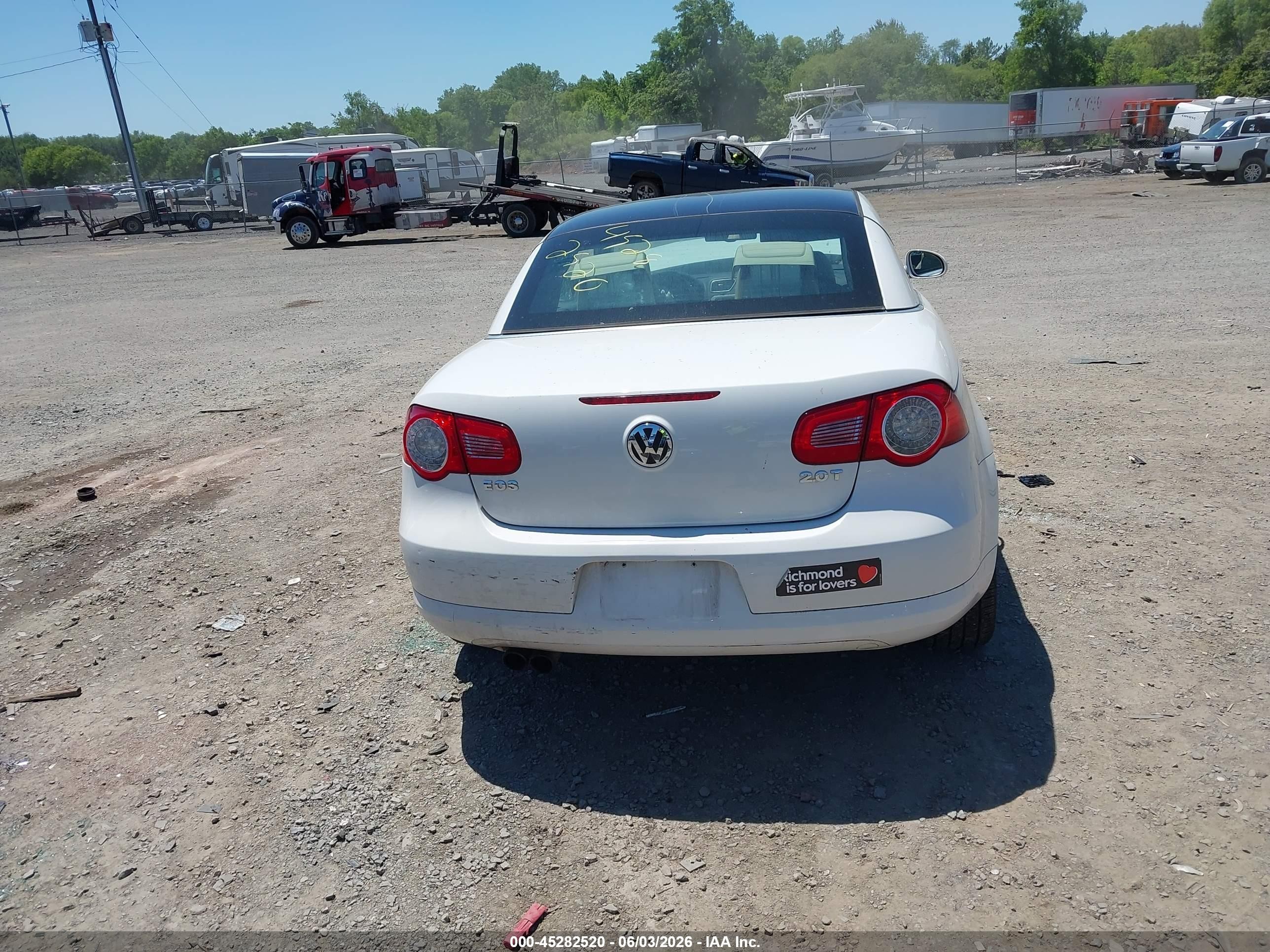 2007 Volkswagen Eos 2.0t White vin: WVWFA71F77V051950
