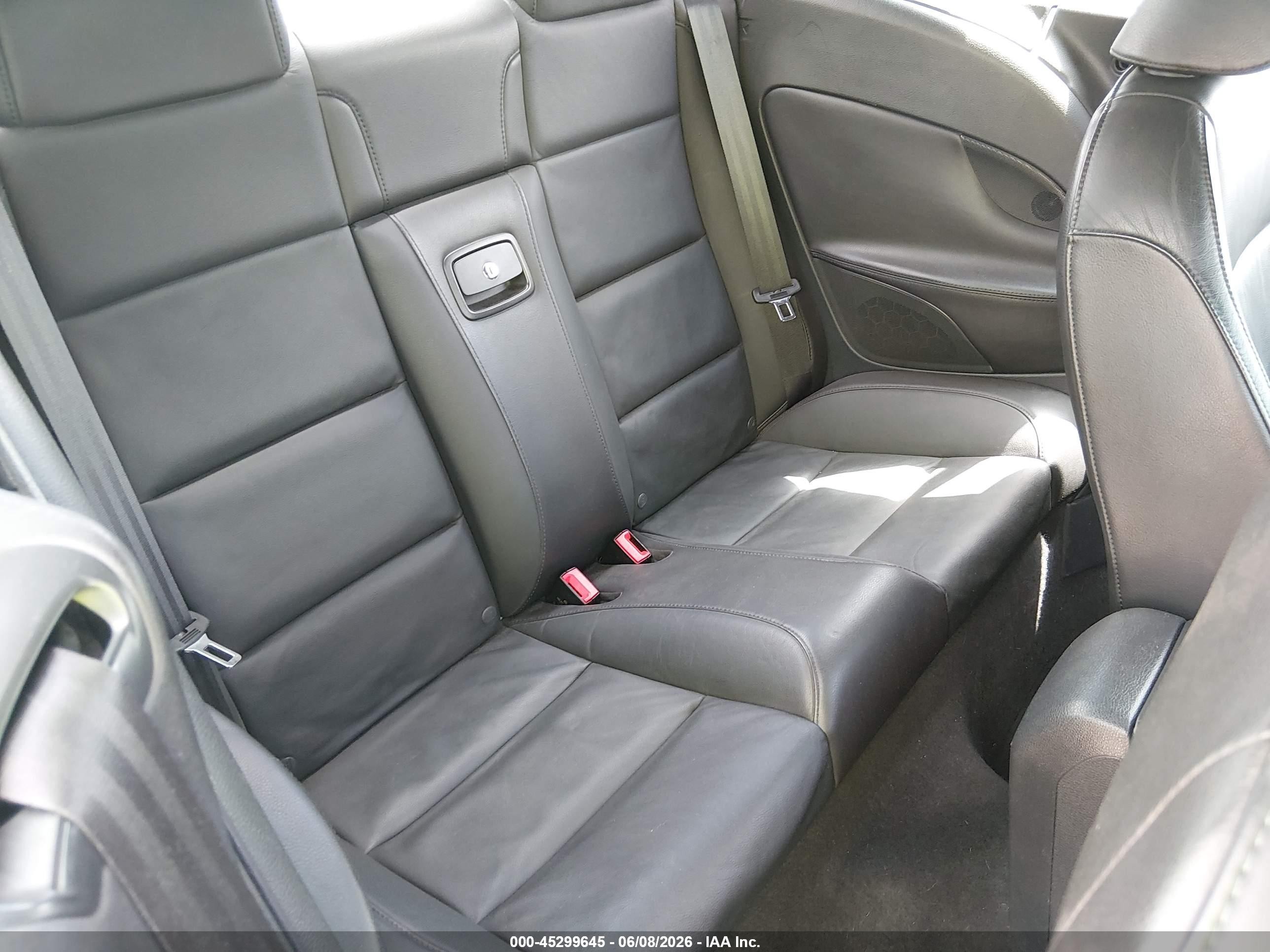 2009 Volkswagen Eos Lux Silver vin: WVWFA71F79V014464