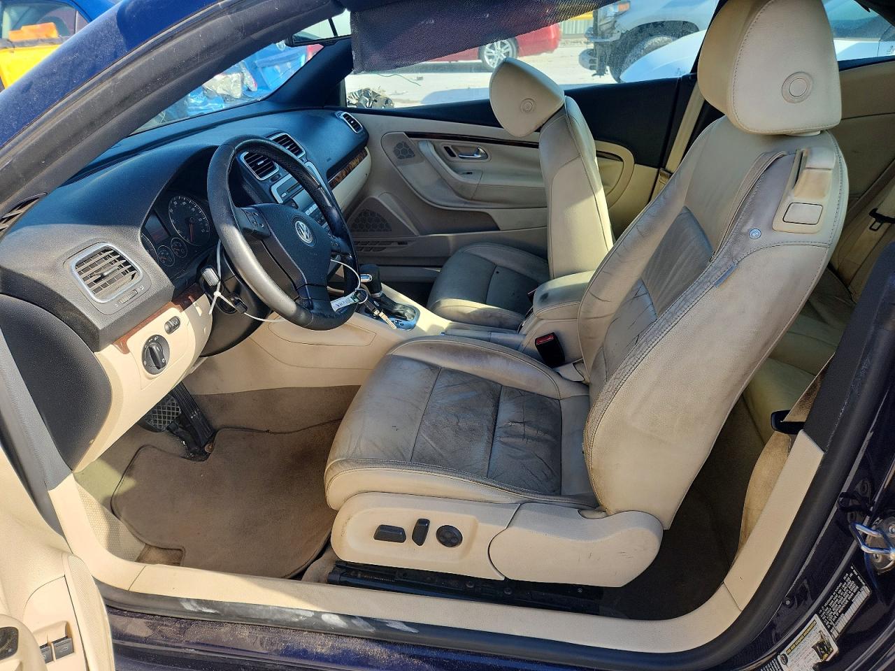 2007 Volkswagen Eos 2.0t Luxury Blue vin: WVWFA71F97V002006