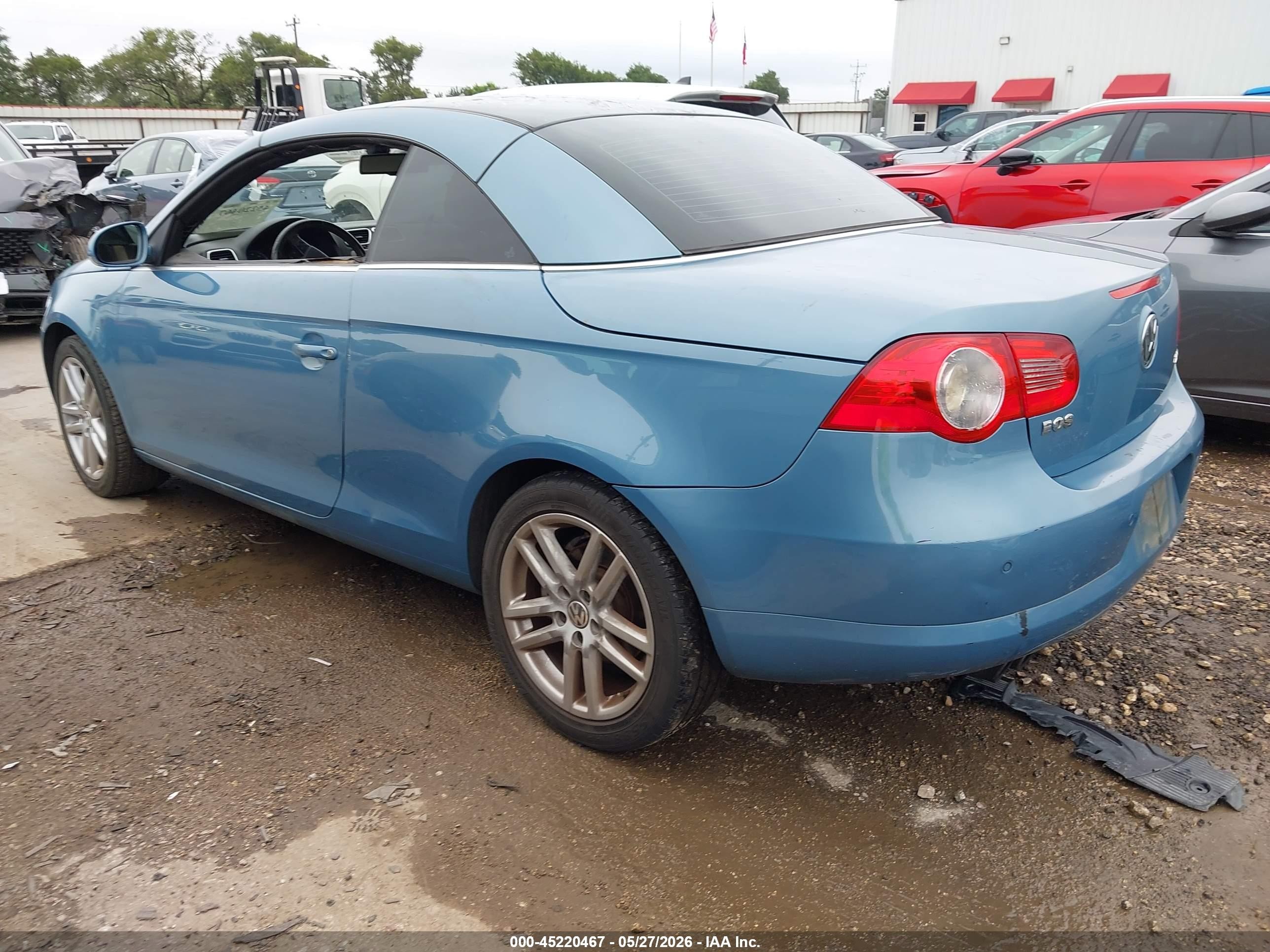 2008 Volkswagen Eos Lux Blue vin: WVWFA71F98V001925