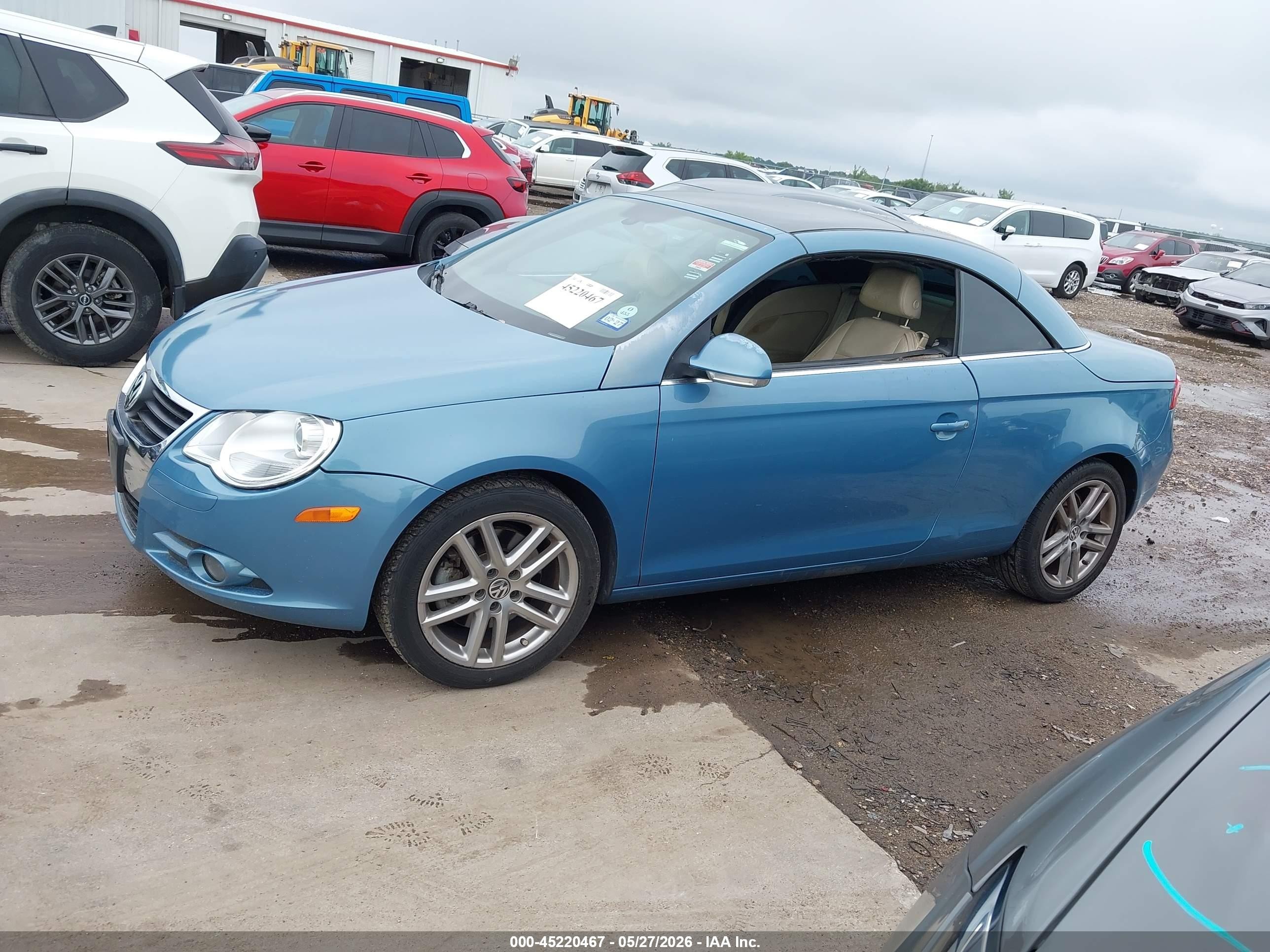 2008 Volkswagen Eos Lux Blue vin: WVWFA71F98V001925