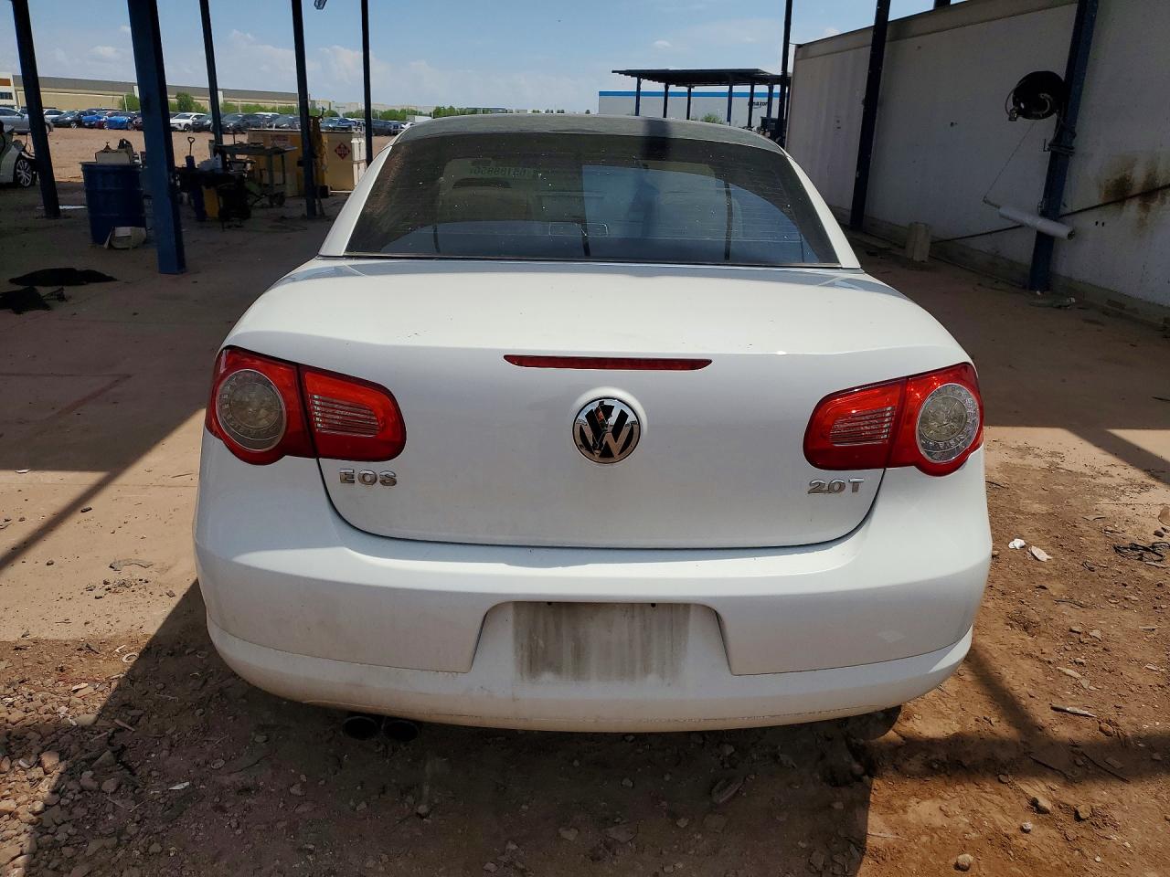 2007 Volkswagen Eos 2.0t Luxury White vin: WVWFA71FX7V029280