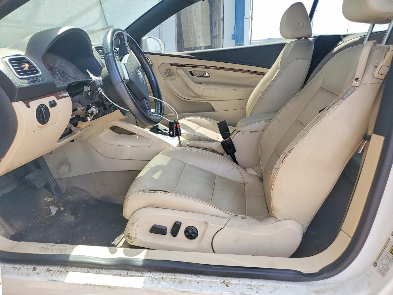2007 Volkswagen Eos 2.0t Luxury White vin: WVWFA71FX7V029280