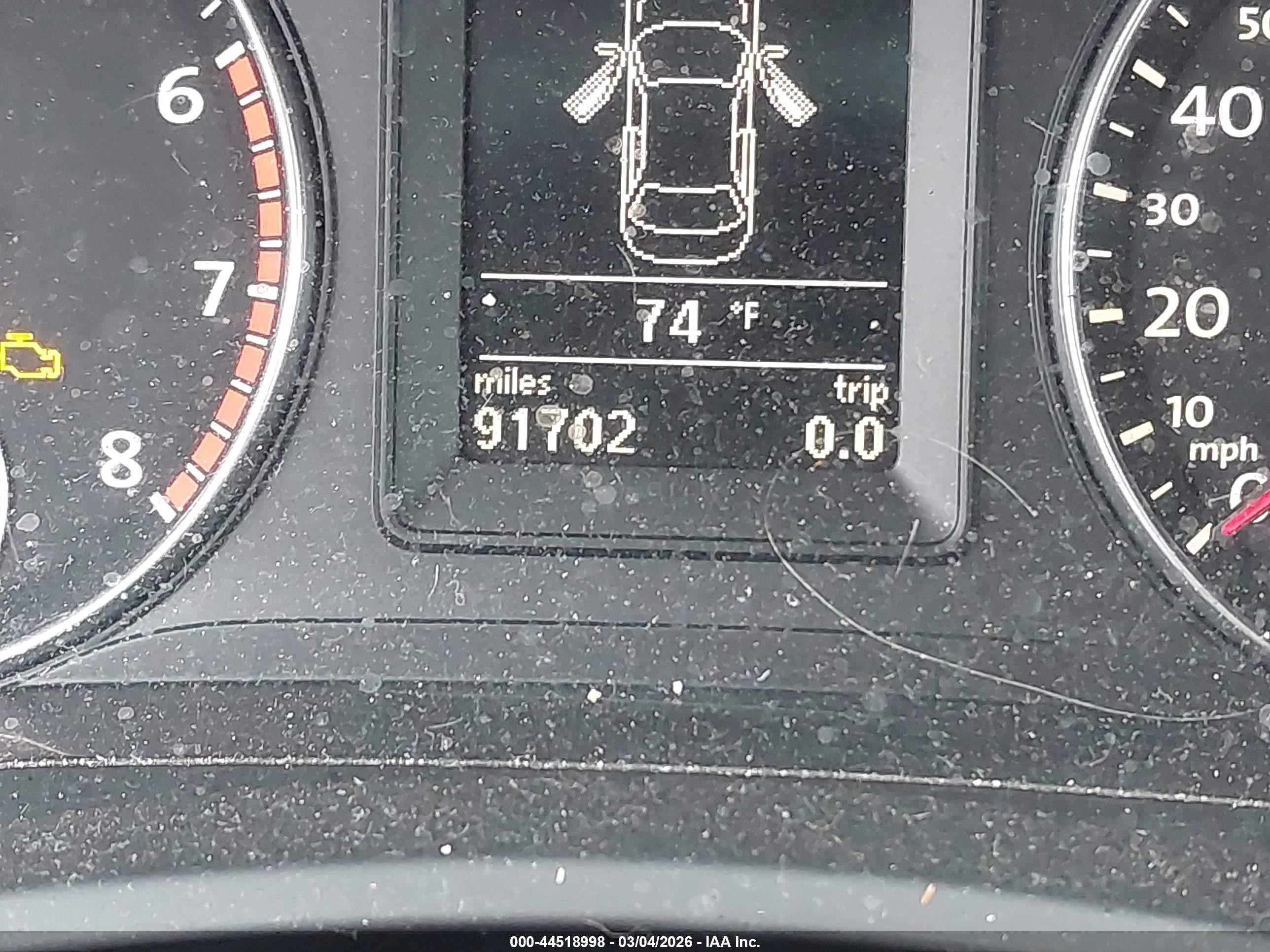 2010 Volkswagen Eos Lux Silver vin: WVWFA7AH0AV011881
