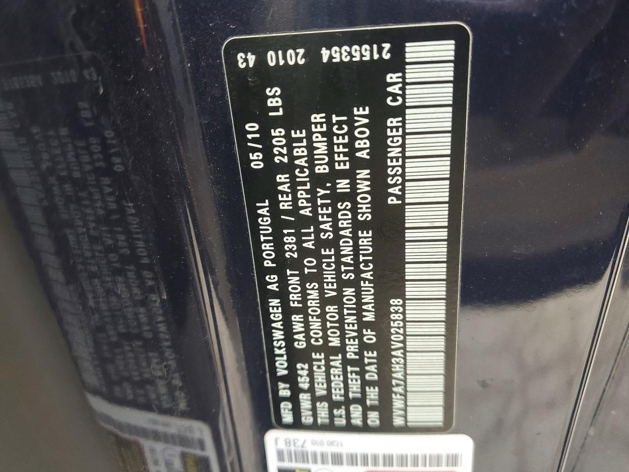 2010 Volkswagen Eos Lux Blue vin: WVWFA7AH3AV025838