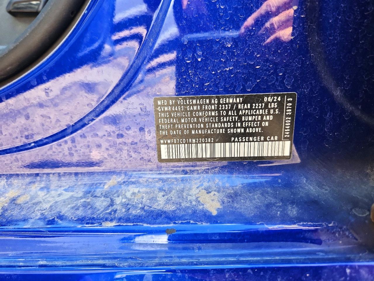 2024 Volkswagen Golf R Blue vin: WVWFB7CD1RW220382