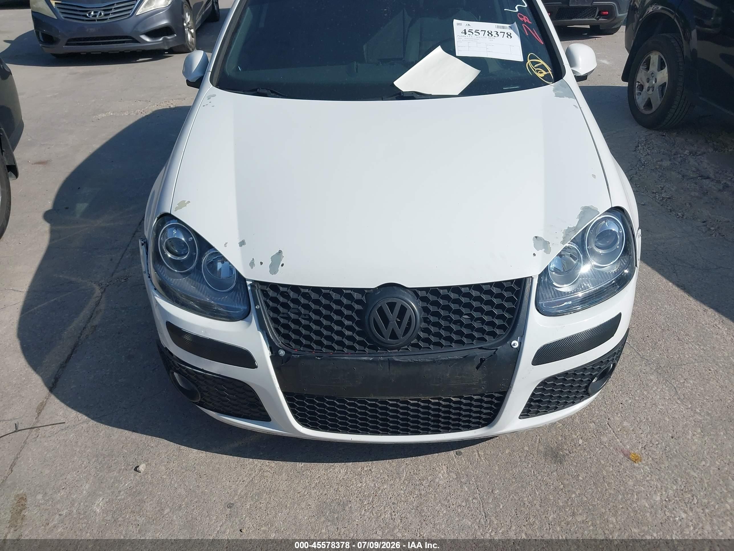 2009 Volkswagen Gti 2-door White vin: WVWFD71K09W058658