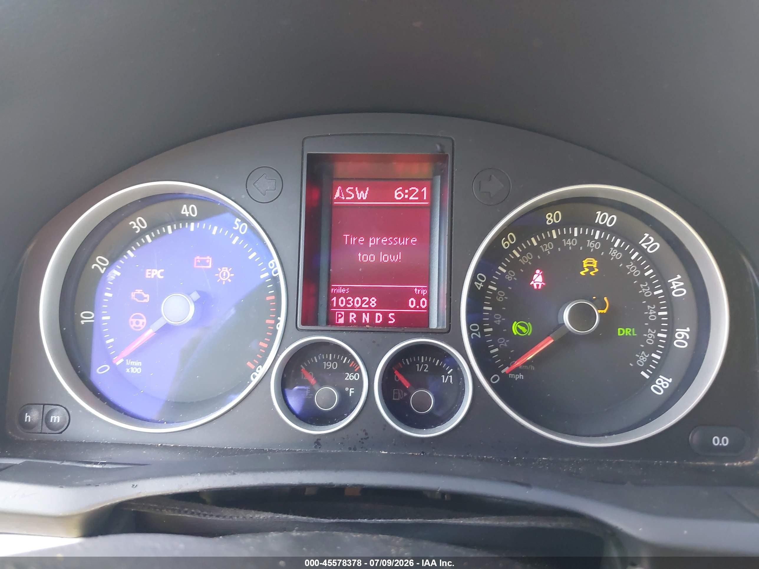 2009 Volkswagen Gti 2-door White vin: WVWFD71K09W058658