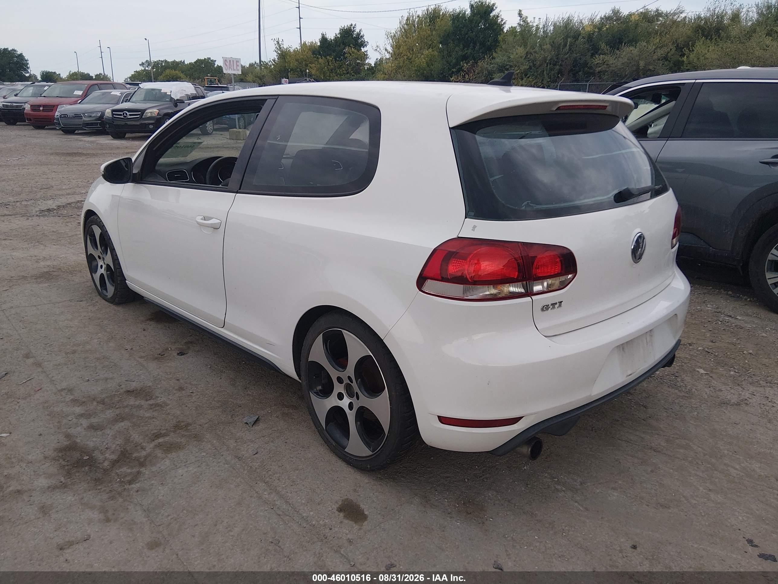 2011 Volkswagen Gti 2-door White vin: WVWFD7AJ1BW163951