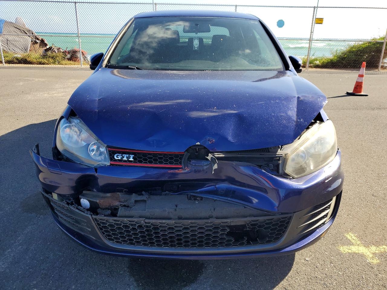 2013 Volkswagen Gti Blue vin: WVWFD7AJ2DW022244