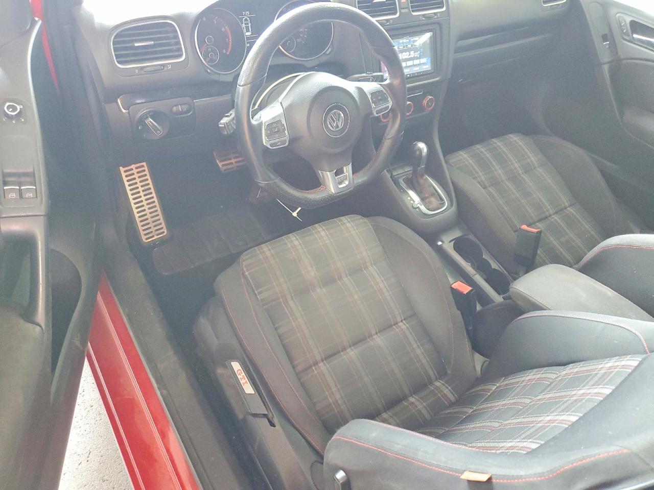 2011 Volkswagen Gti Red vin: WVWFD7AJ4BW103615