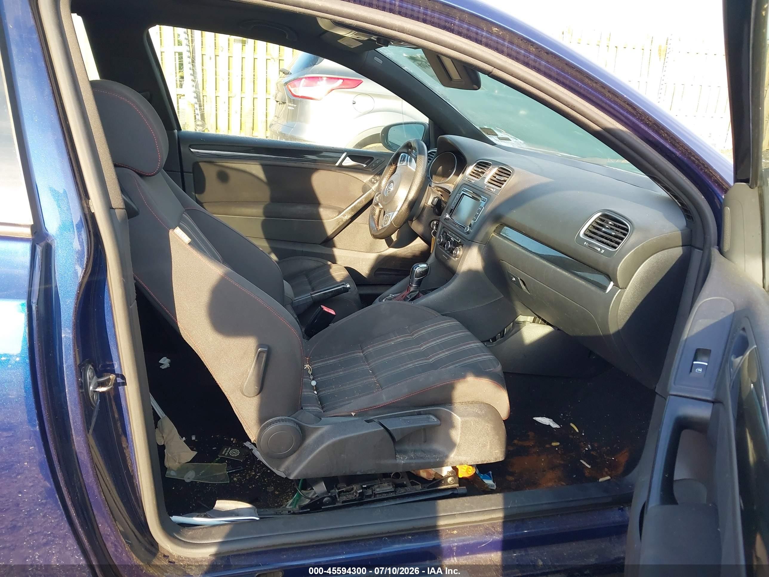 2012 Volkswagen Gti 2-door Blue vin: WVWFD7AJ4CW210844