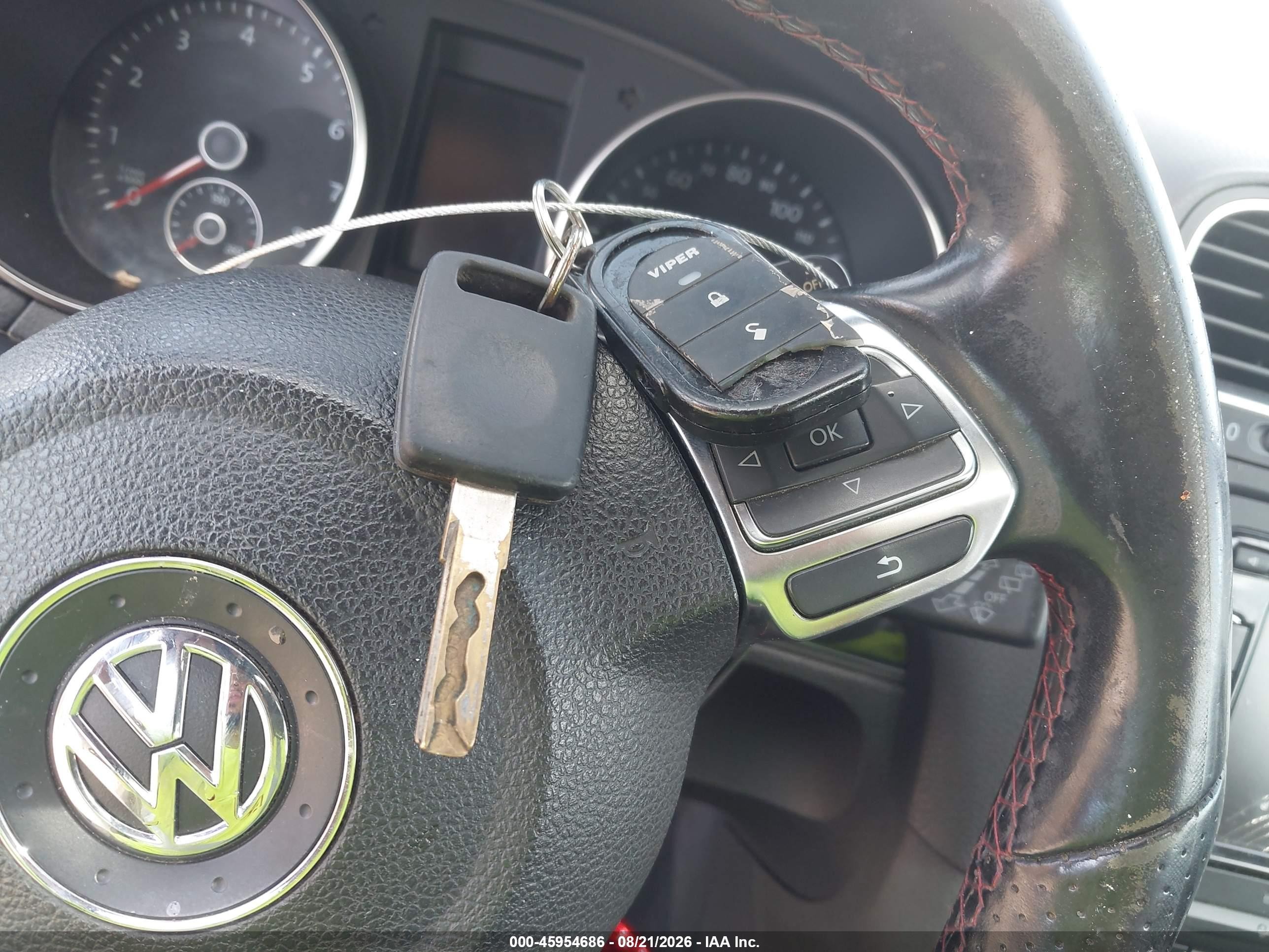 2010 Volkswagen Gti 2-door White vin: WVWFD7AJ5AW146682