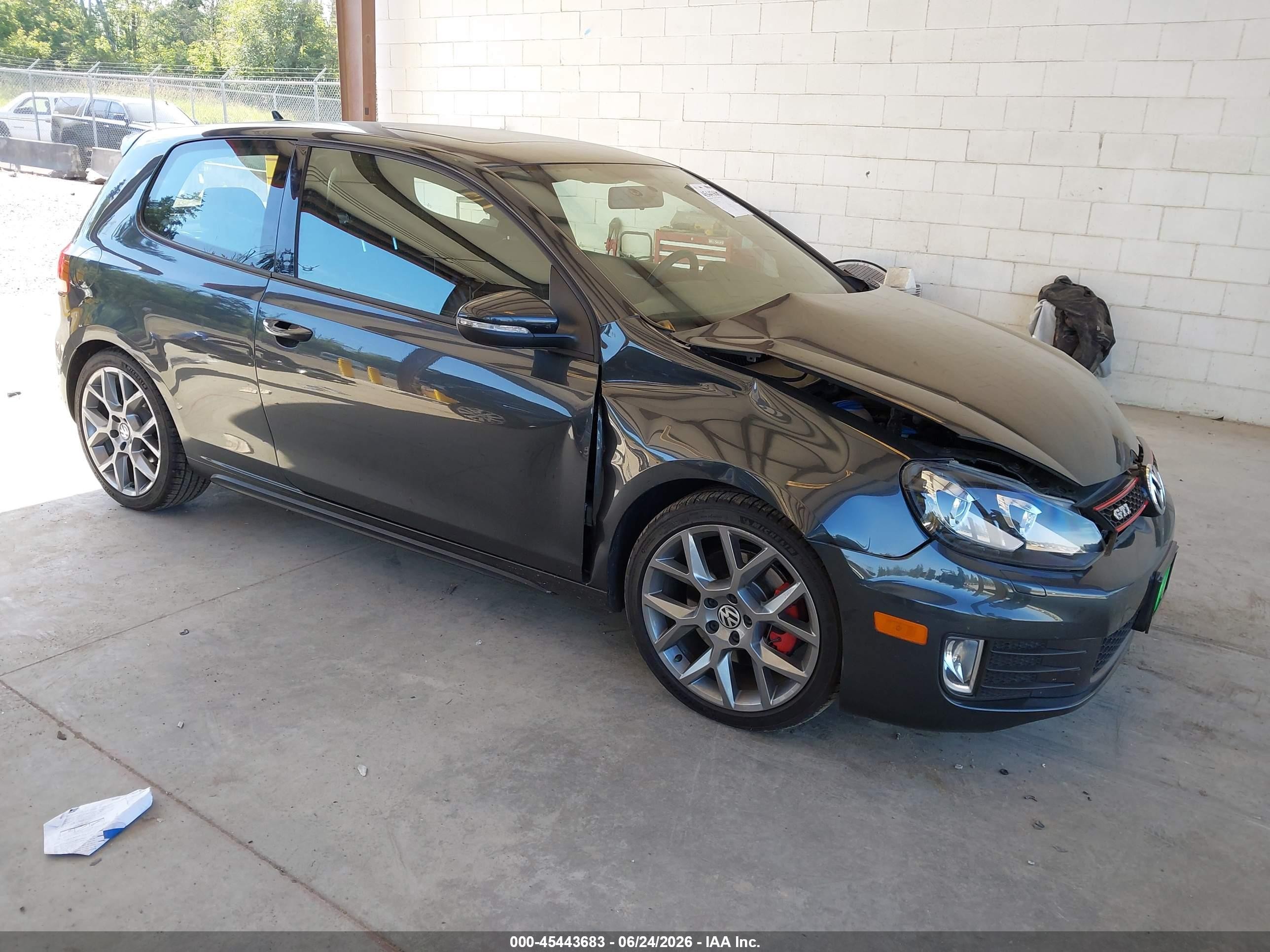 2013 Volkswagen Gti 2-door Gray vin: WVWFD7AJ6DW022506