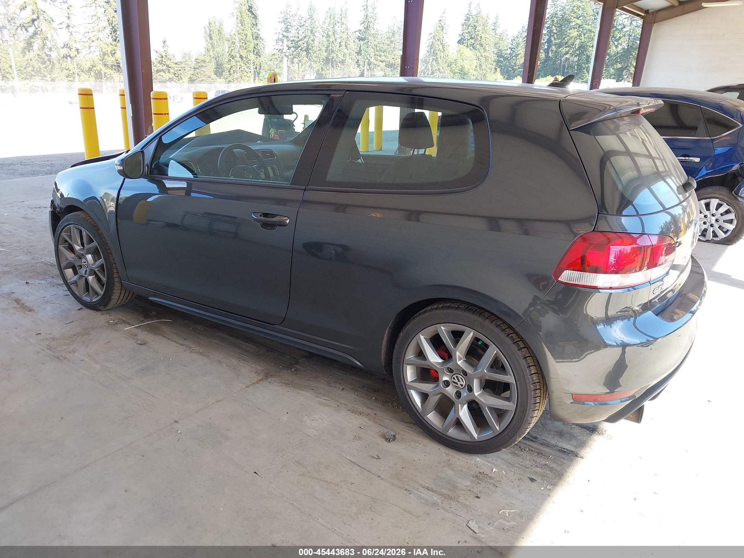 2013 Volkswagen Gti 2-door Gray vin: WVWFD7AJ6DW022506