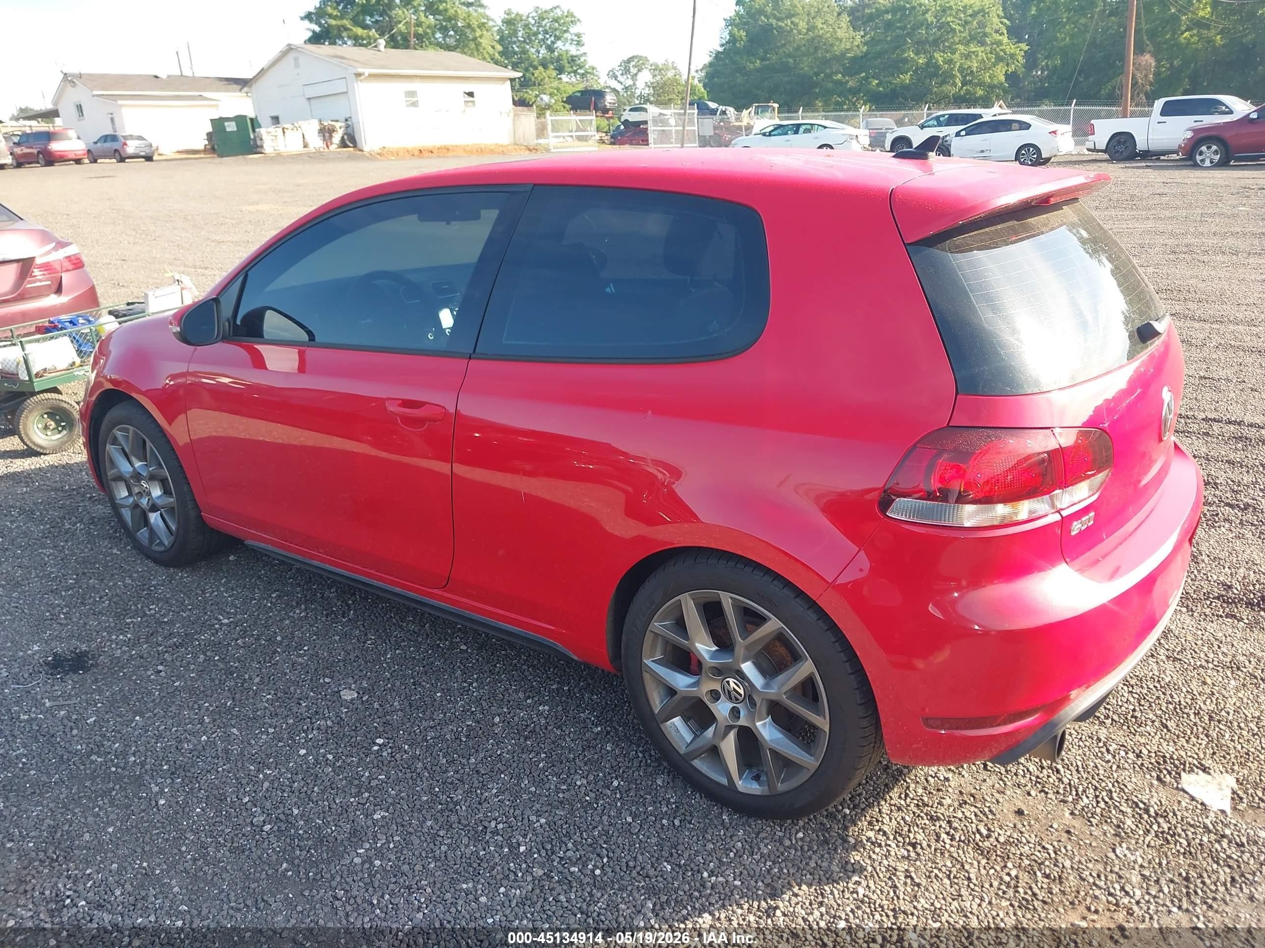 2013 Volkswagen Gti 2-door Red vin: WVWFD7AJ7DW014236