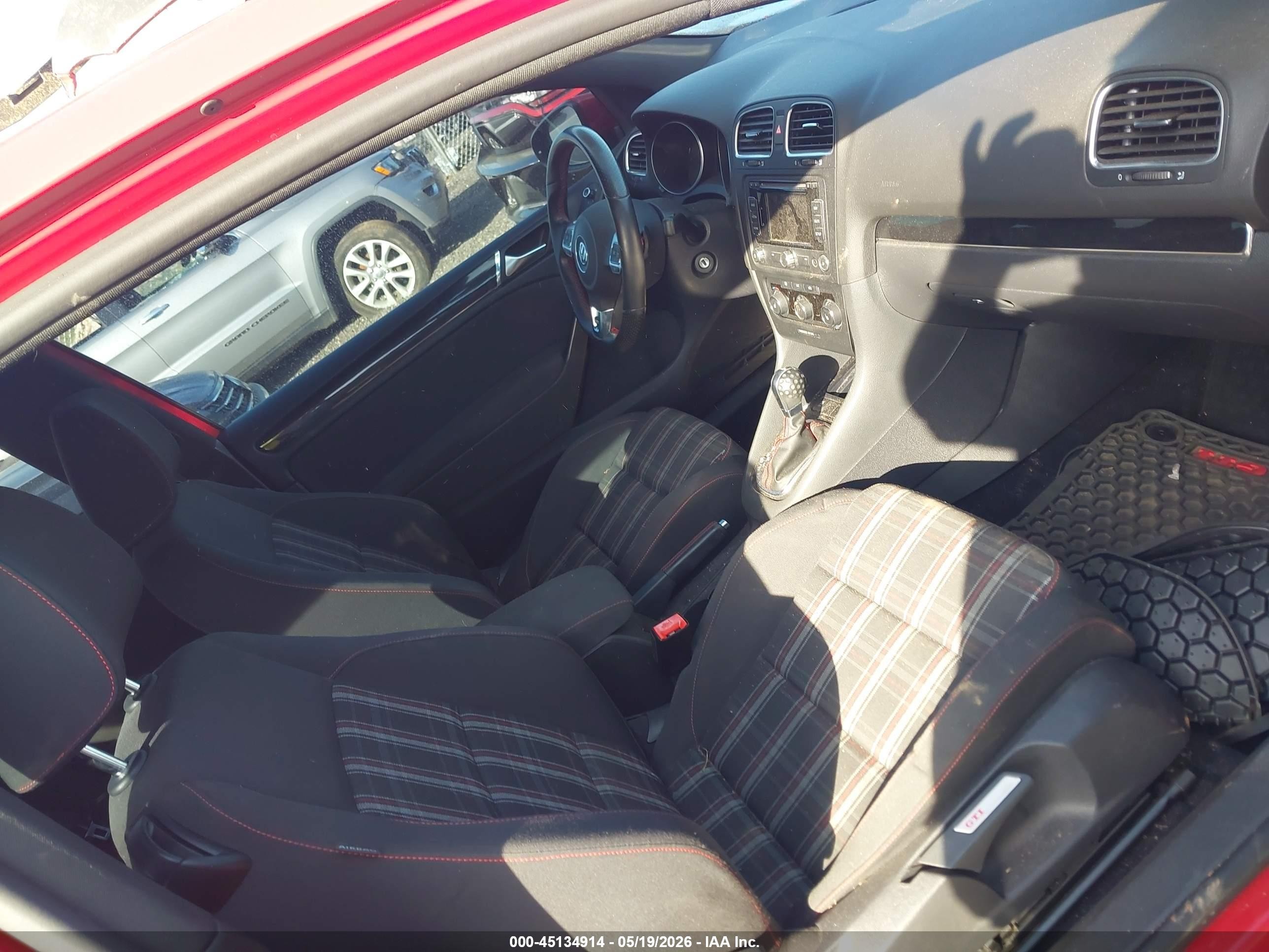 2013 Volkswagen Gti 2-door Red vin: WVWFD7AJ7DW014236