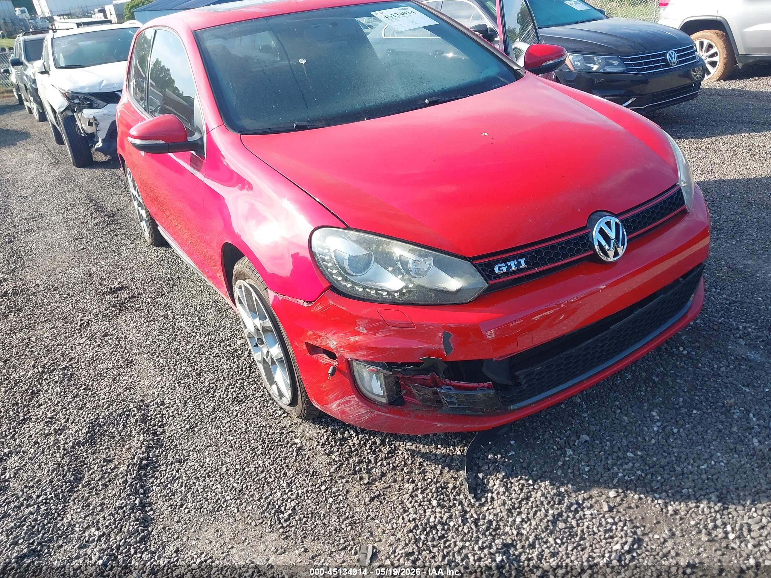 2013 Volkswagen Gti 2-door Red vin: WVWFD7AJ7DW014236