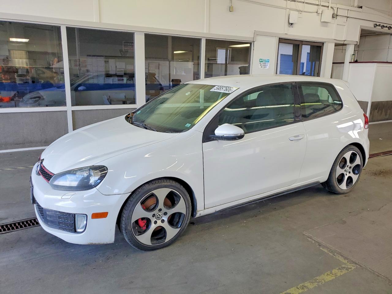 2013 Volkswagen Gti White vin: WVWFD7AJ7DW048628