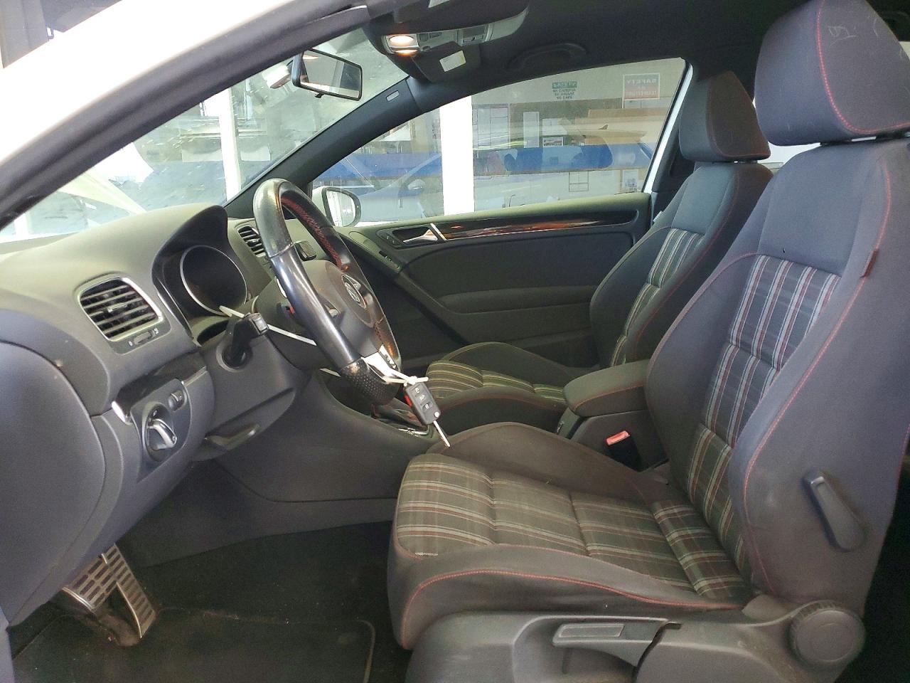 2013 Volkswagen Gti White vin: WVWFD7AJ7DW048628
